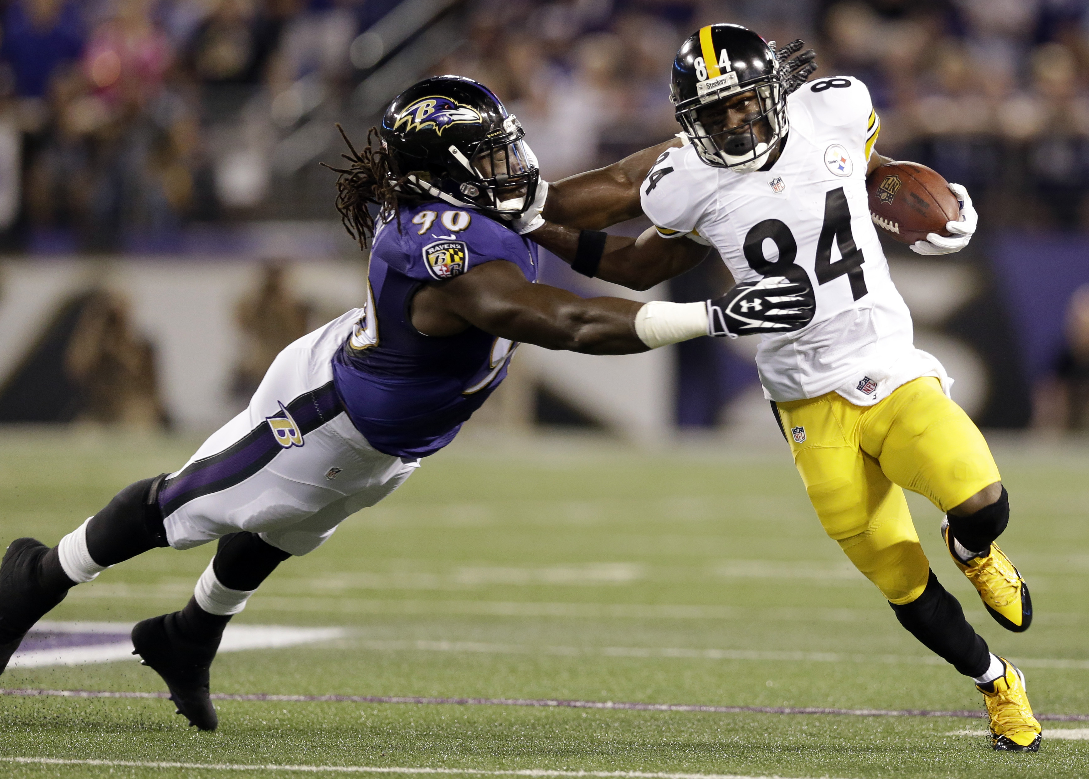 Steelers WR Brown returns from head injury