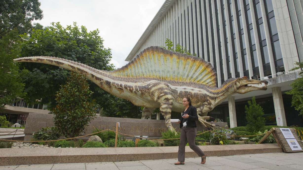 Alien-like giant water-living dinosaur unveiled