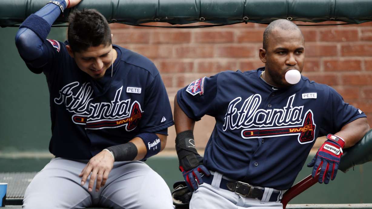 Mistake dooms Upton, Braves in 3-2 loss to Texas