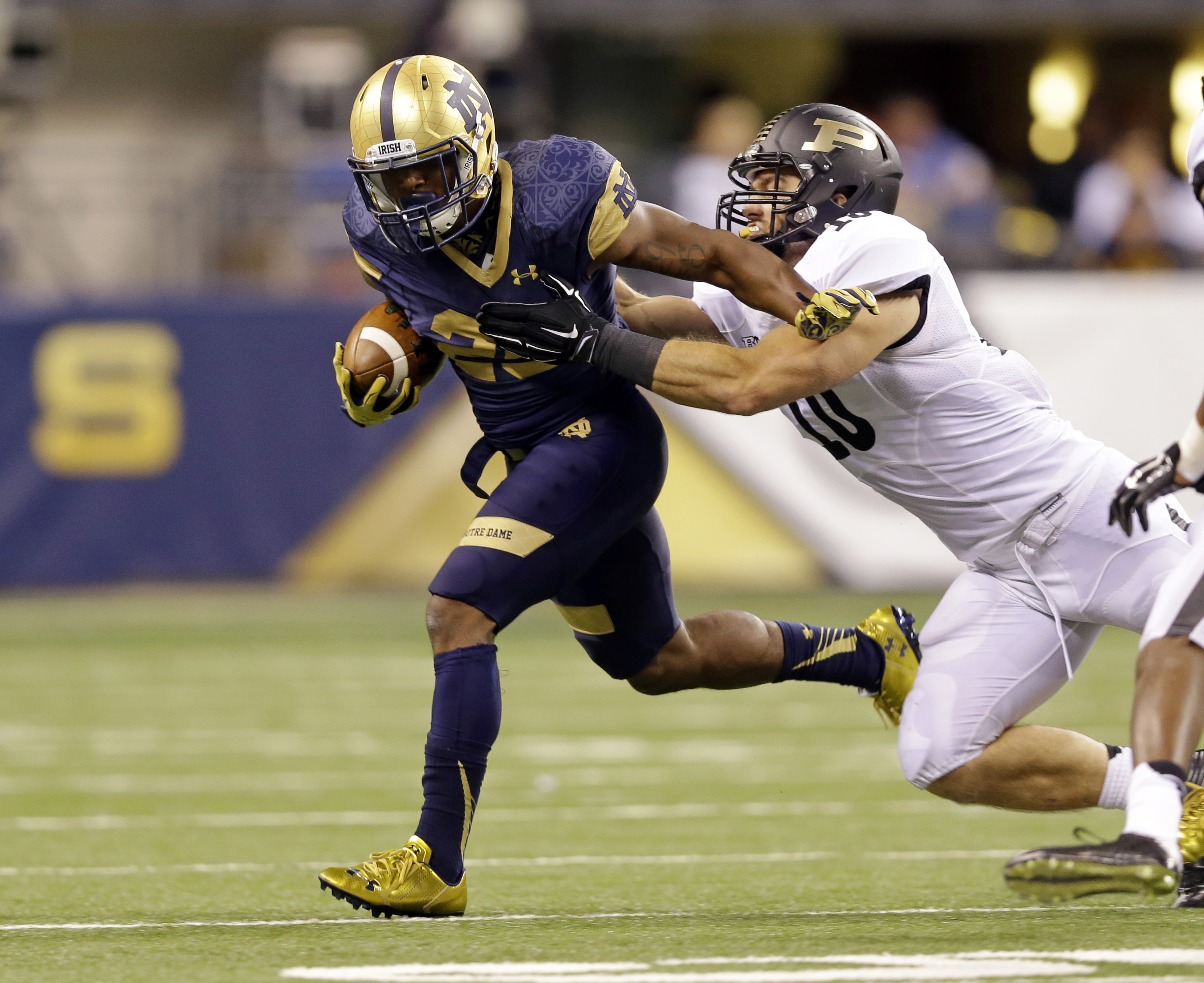 No. 11 Notre Dame holds off Purdue for 30-14 win