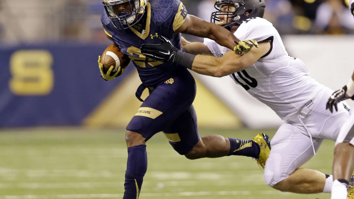 No. 11 Notre Dame holds off Purdue for 30-14 win