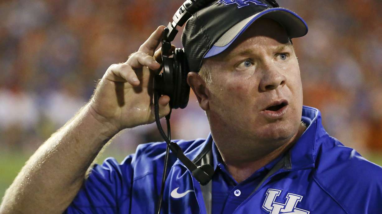 Florida holds off Kentucky 36-30 in triple OT