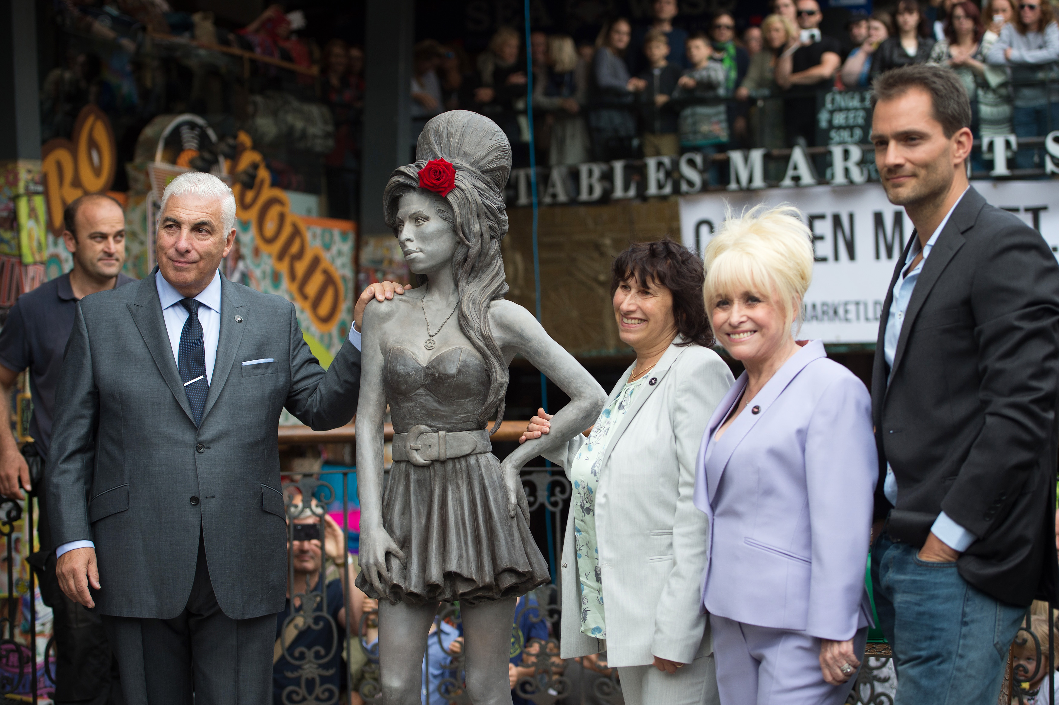 Statue of singer Amy Winehouse unveiled in London