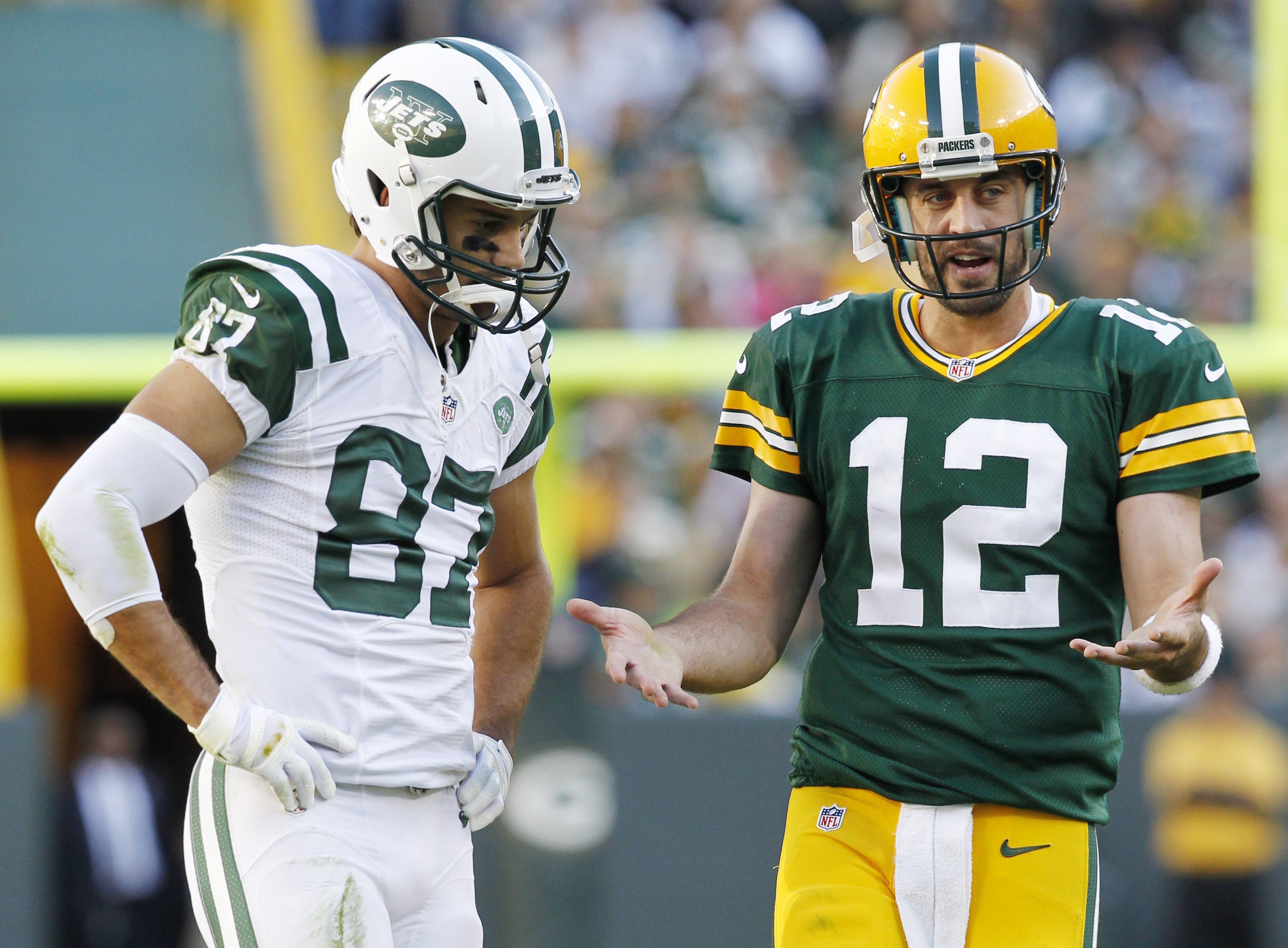 Rodgers, Packers roar back to beat Jets 31-24