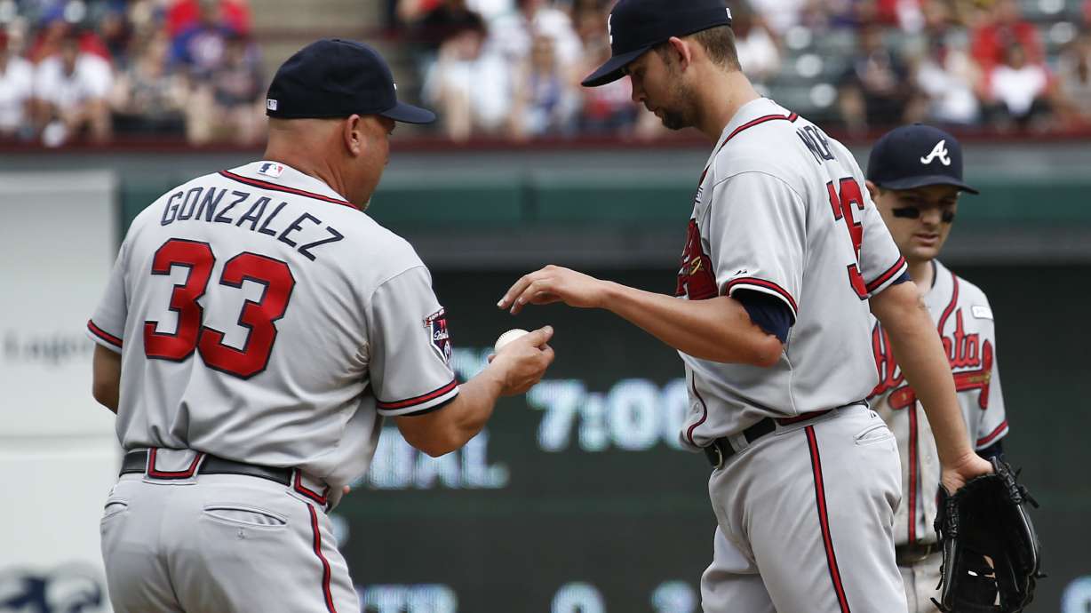 Braves swept by Rangers after losing finale 10-3