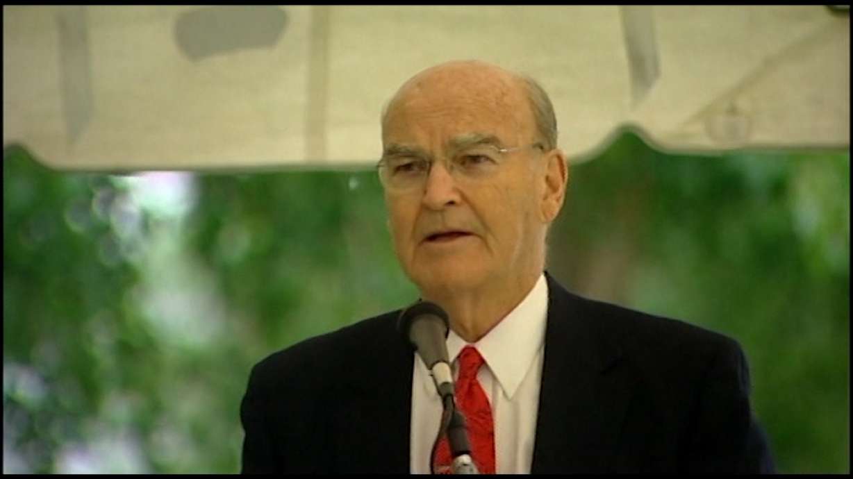 Former U. president Chase Peterson dies