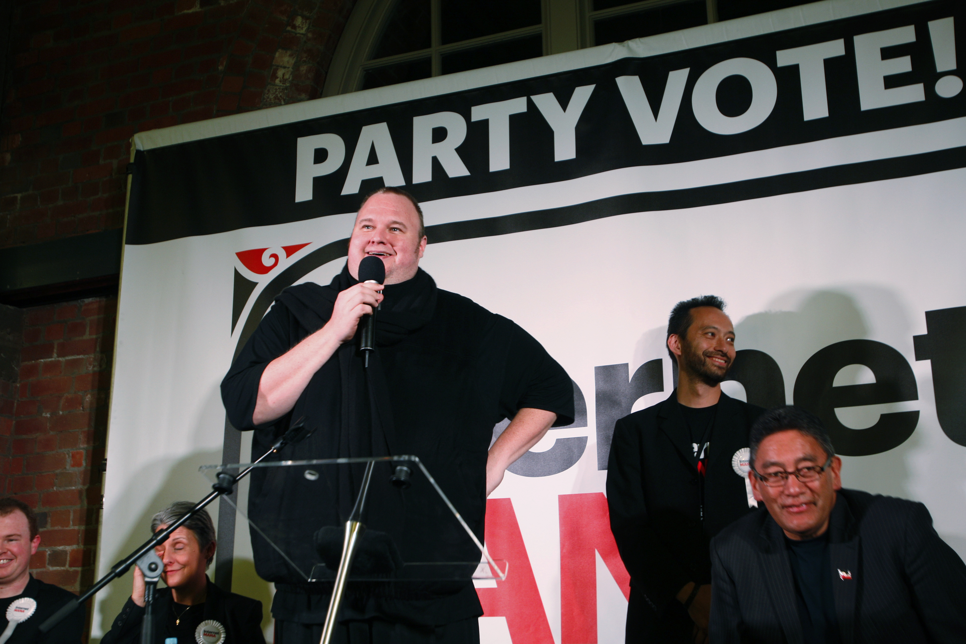 Kim Dotcom's party poised to win New Zealand seats
