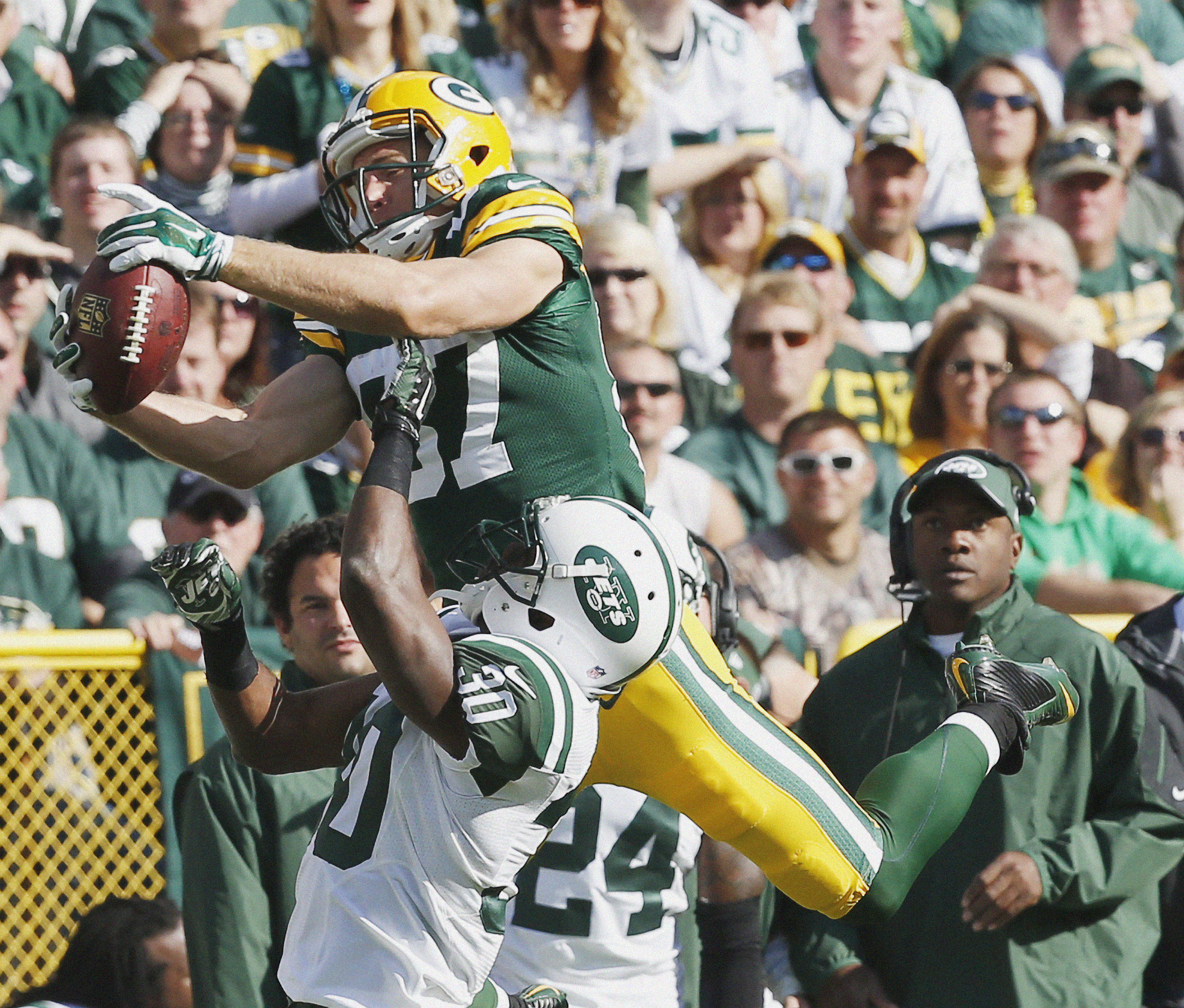 Nelson has career day, Packers beat Jets 31-24