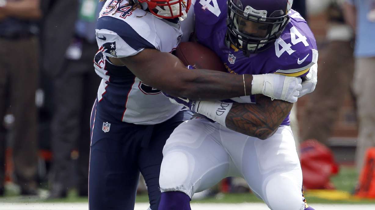 Patriots dominate Peterson-less Vikings, 30-7