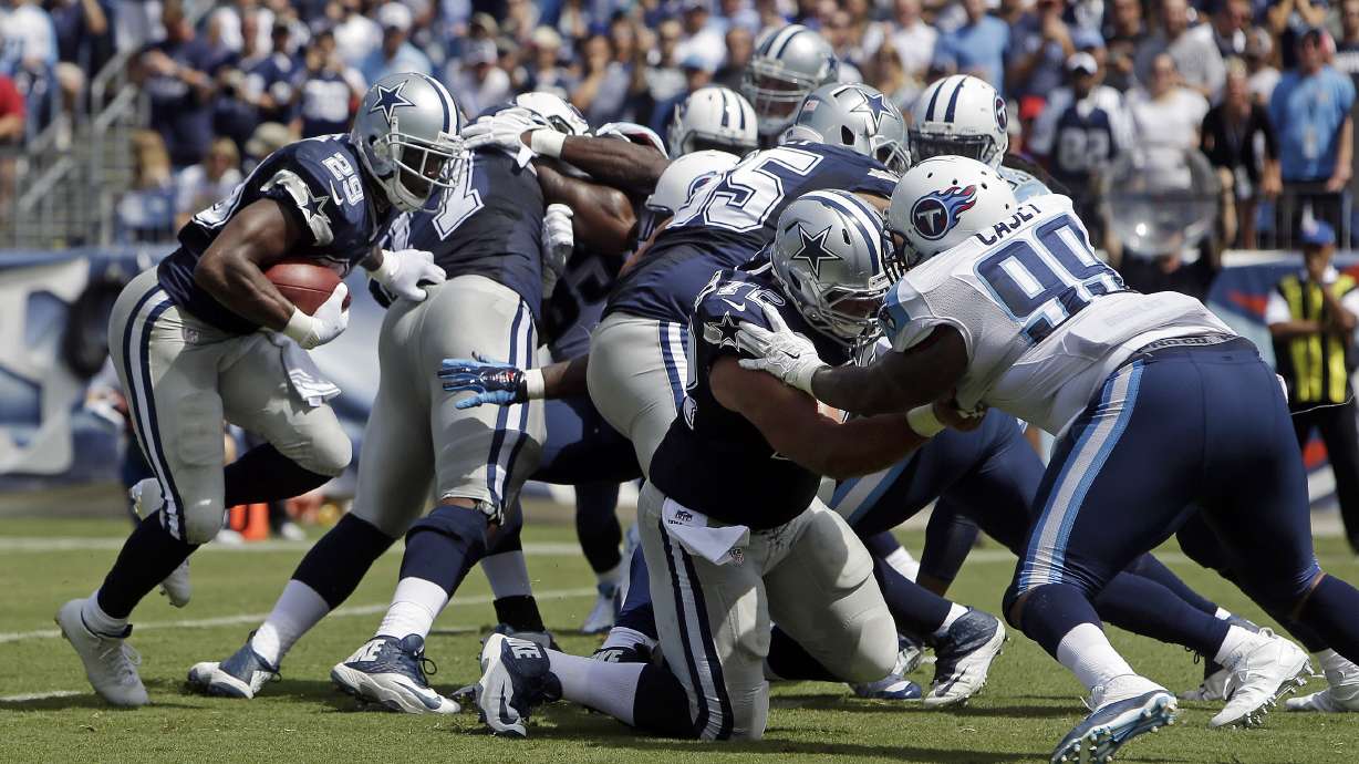 Murray running the show for Cowboys' offense early