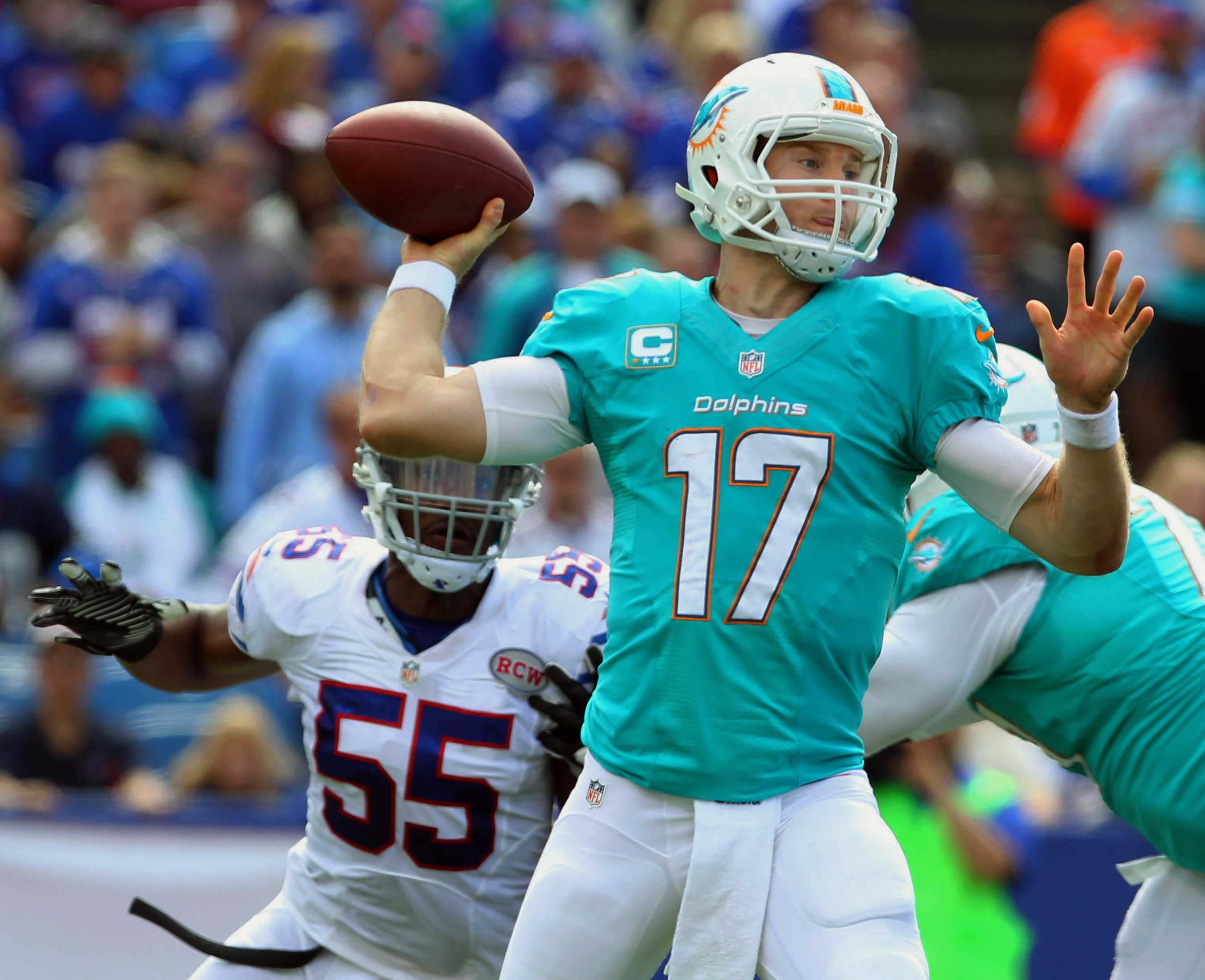 Lazor takes blame for Dolphins' poor pass attack