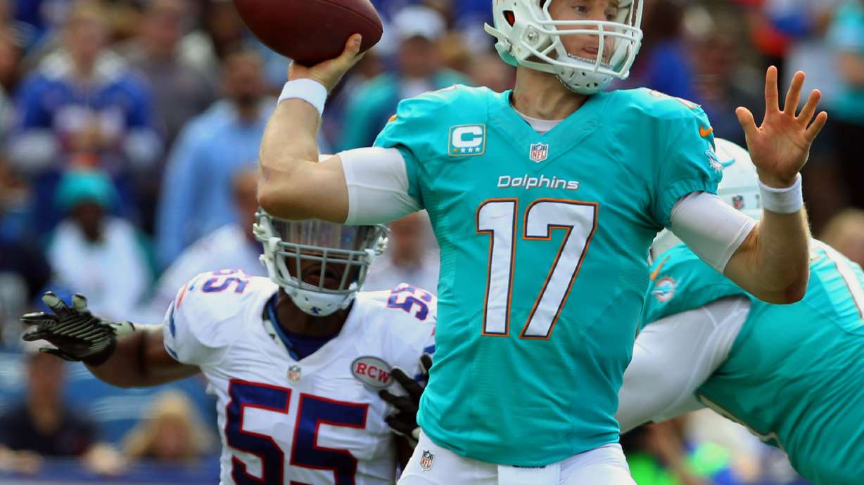 Lazor takes blame for Dolphins' poor pass attack