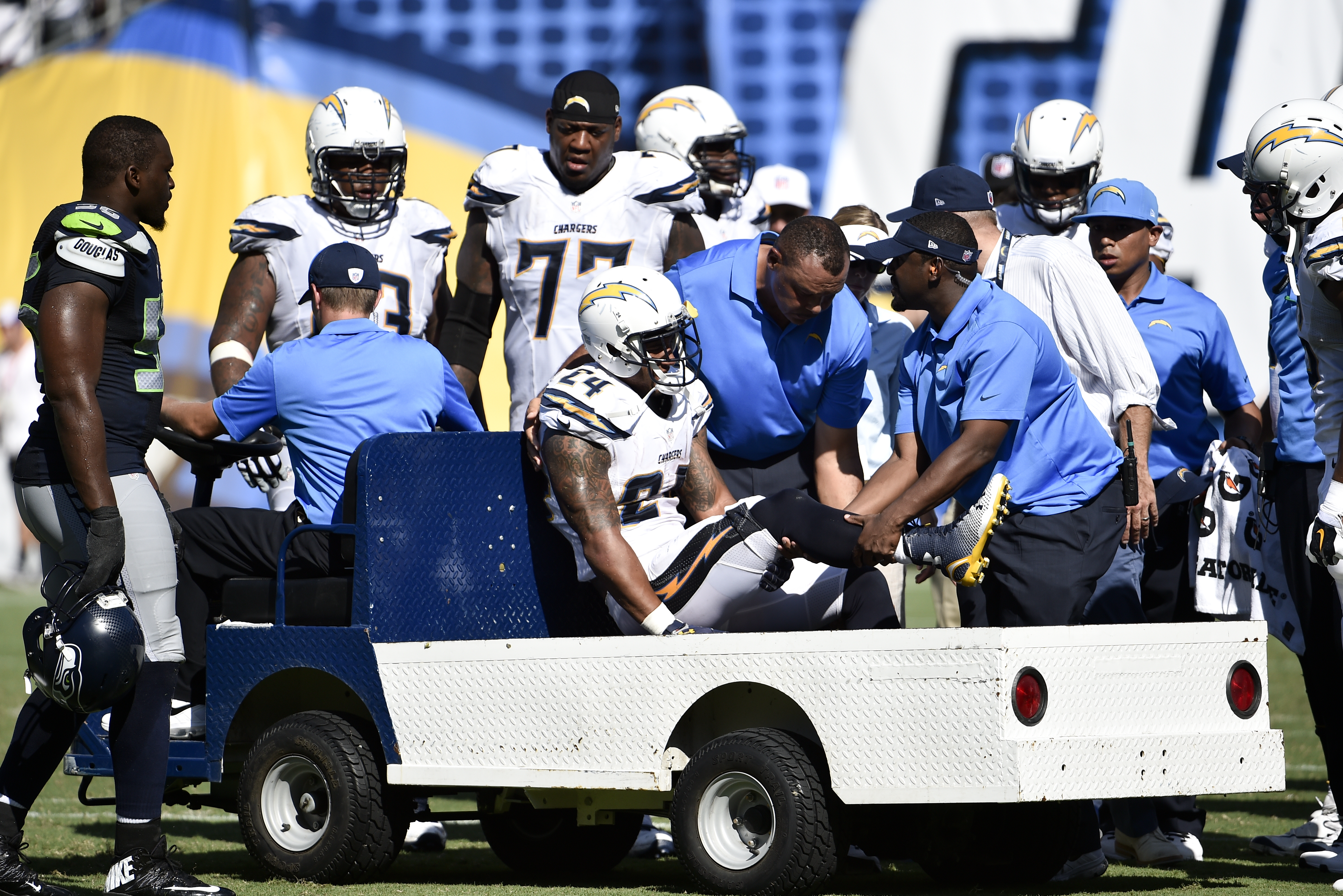 Chargers RB Mathews has sprained MCL in right knee