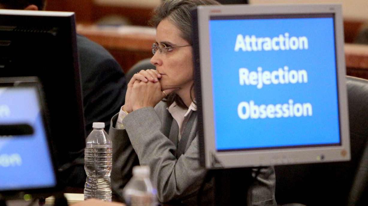 Trial of Texas doctor accused in poisoning begins