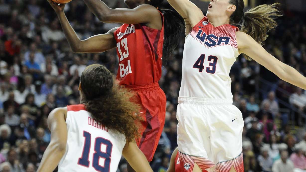 US uses big third quarter to pull away from Canada