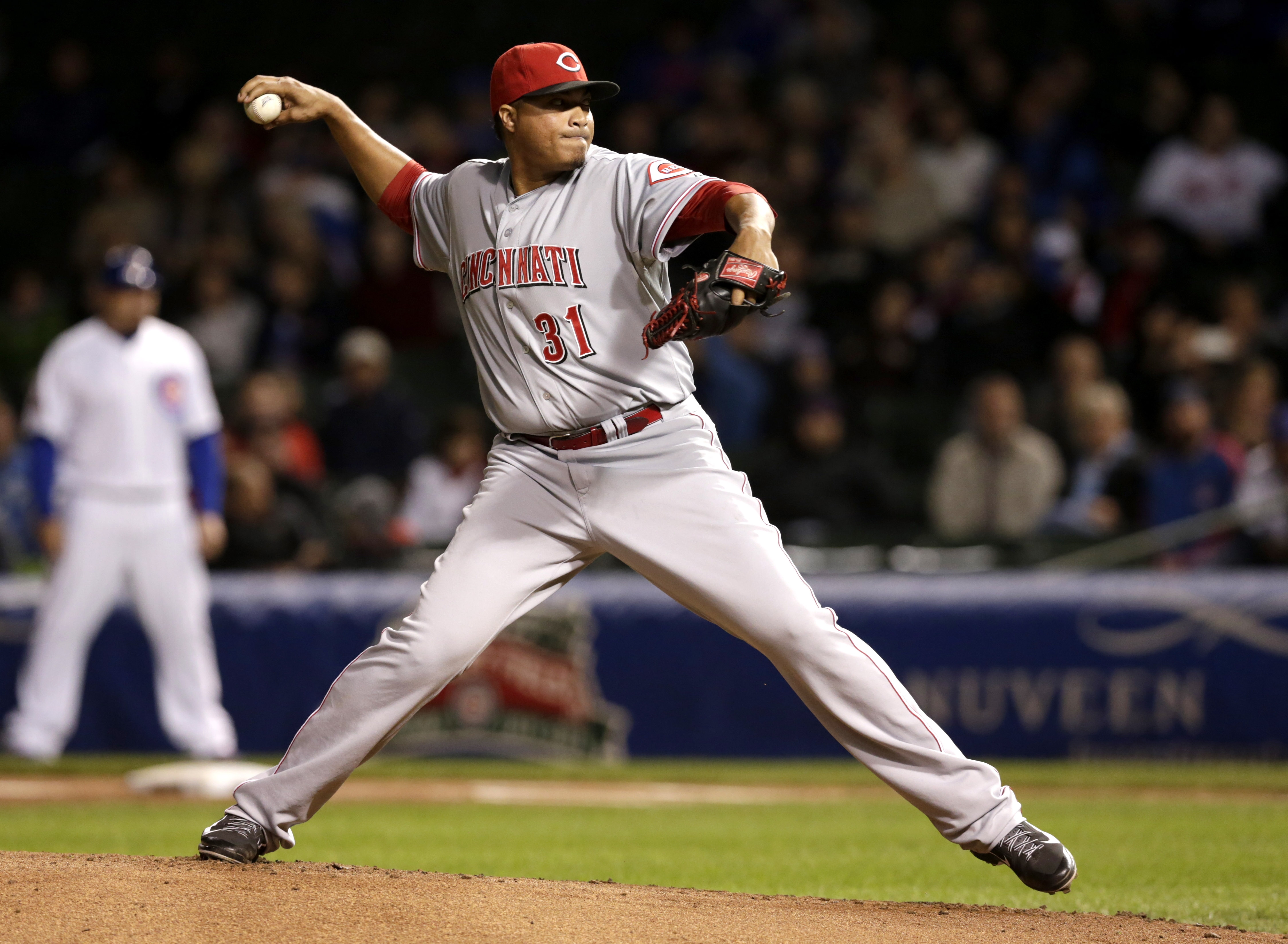 Reds' Villarreal allows 9th inning HR in 1-0 loss