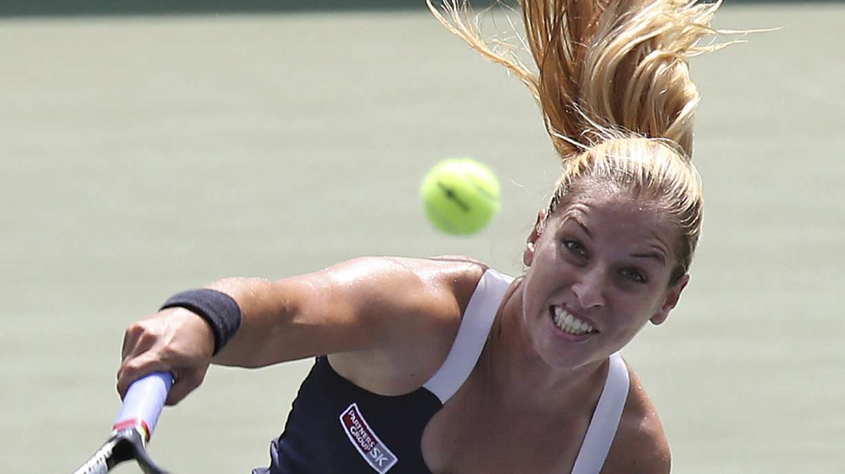 Dominika Cibulkova advances at Pan Pacific Open
