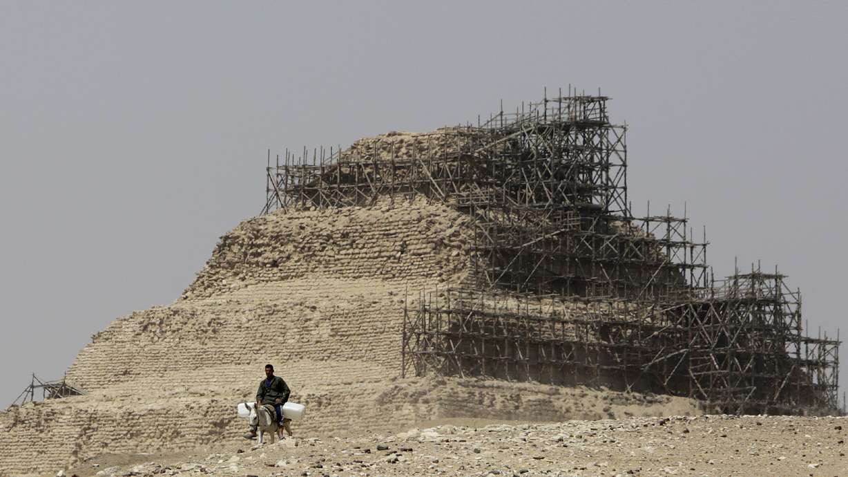 Egypt says restoration of oldest pyramid on track