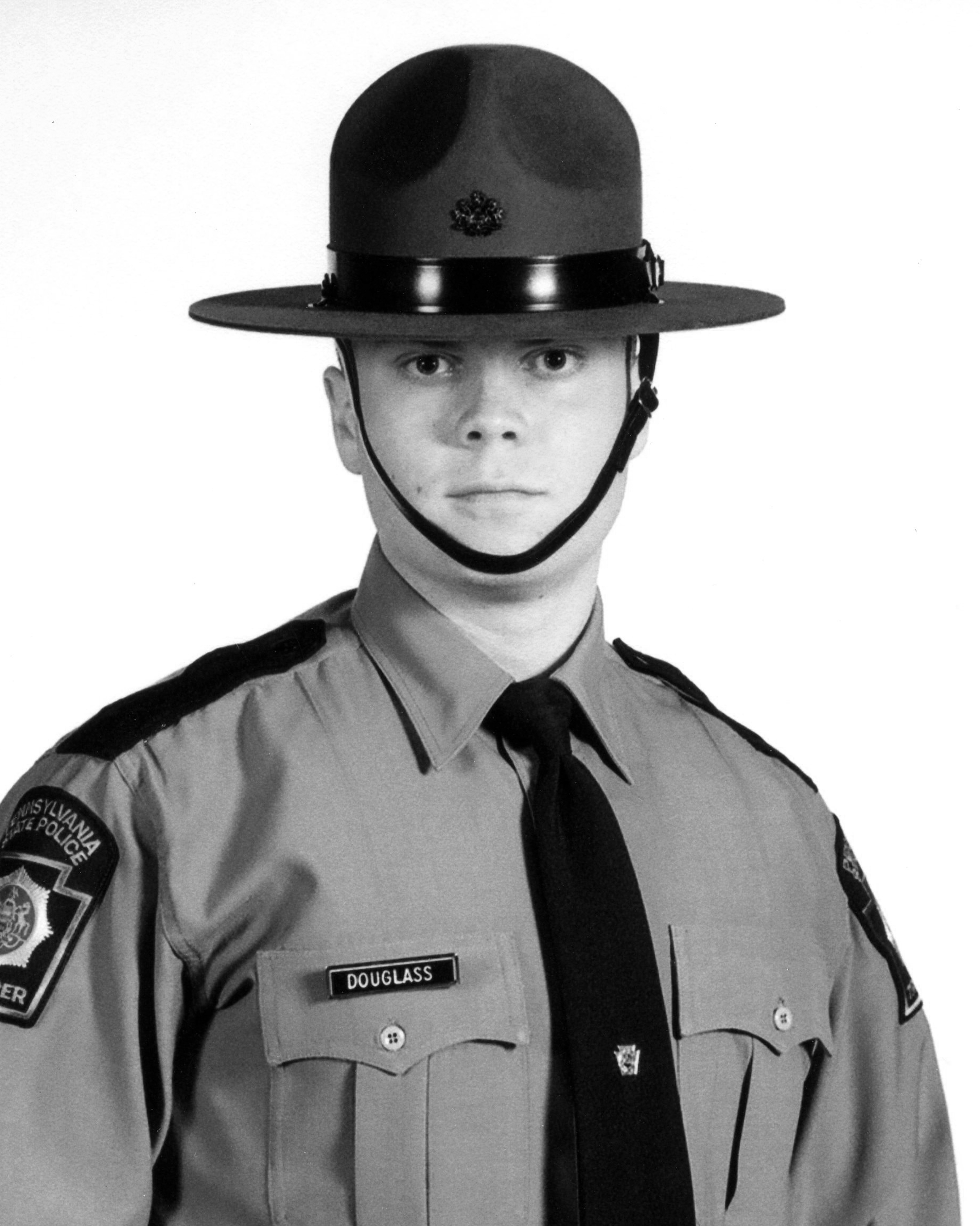 Hunt on for survivalist charged in trooper killing