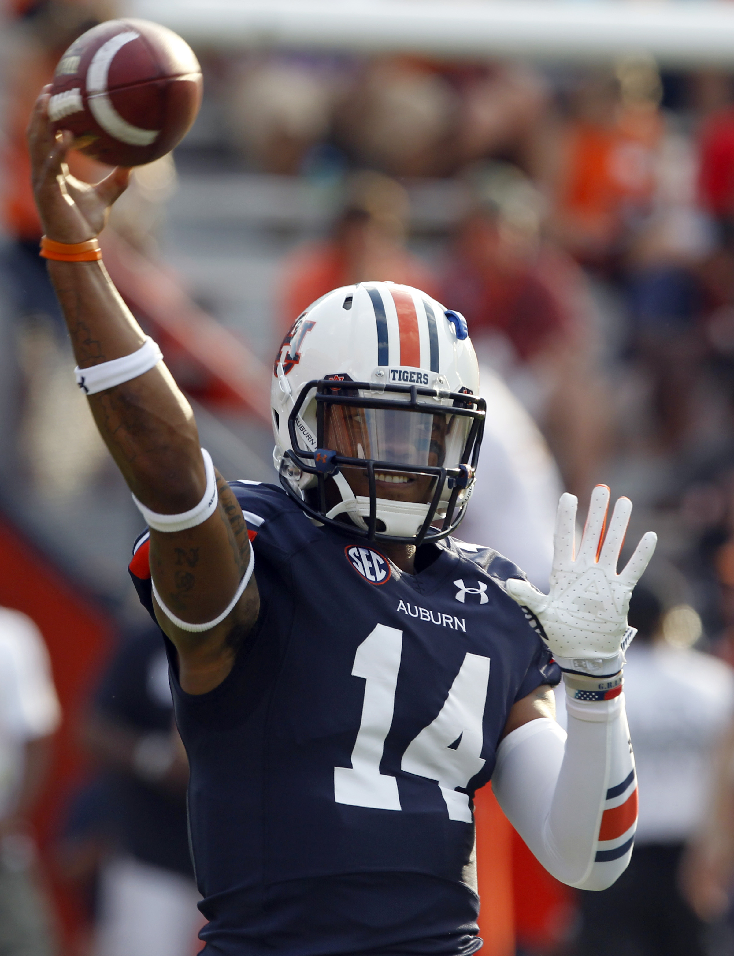 QBs share spotlight when Auburn visits K-State