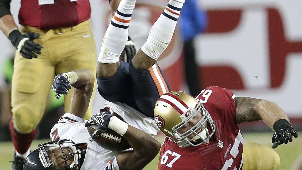 Fuller emerges for Bears in win over 49ers