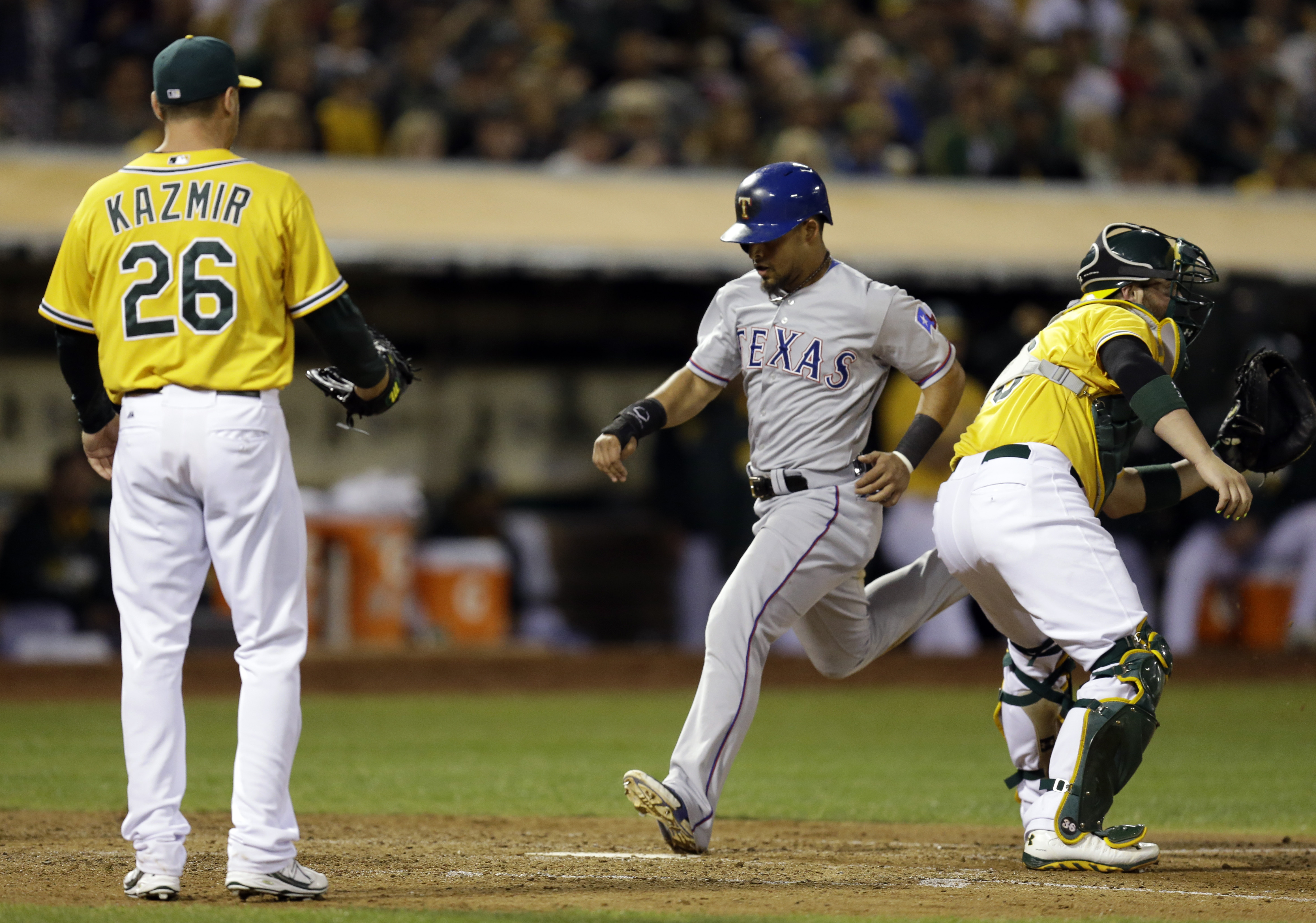 Smolinski's 1st homer leads Rangers past A's 6-3
