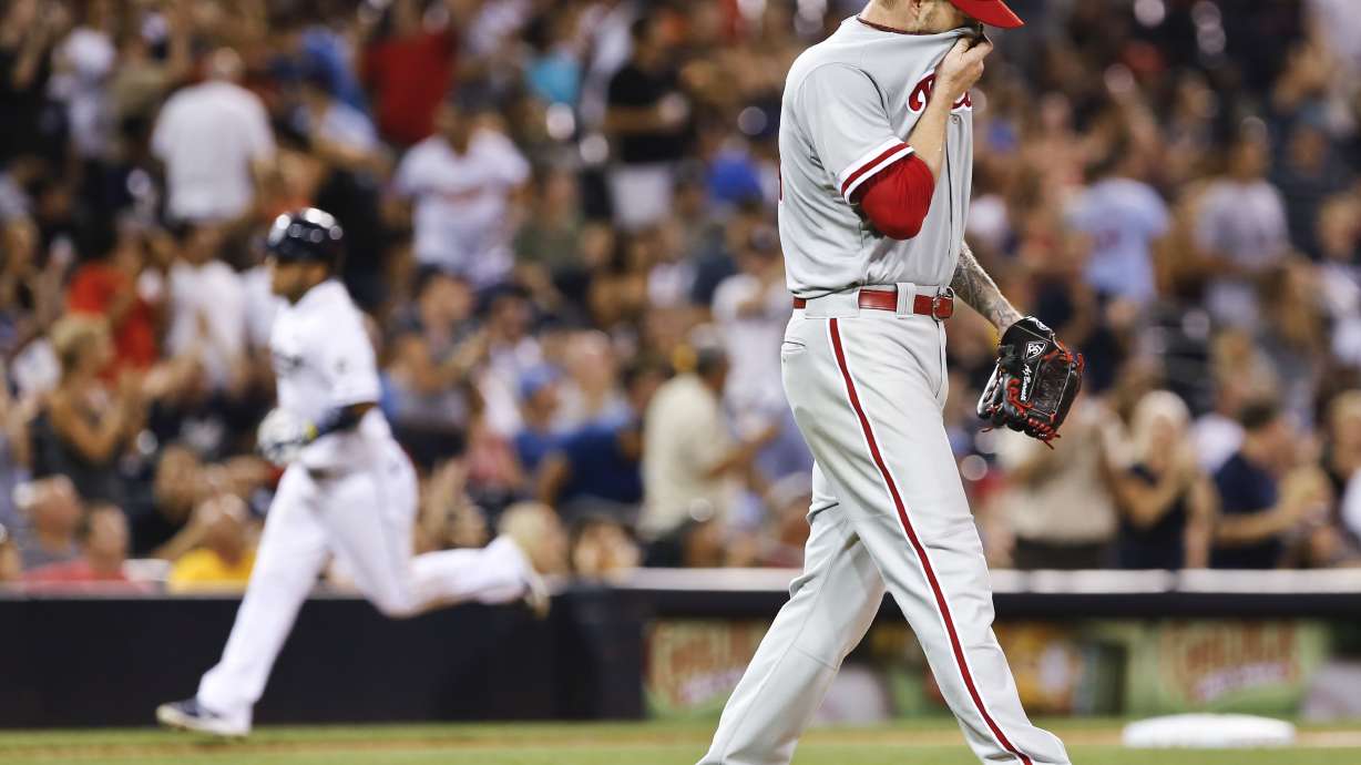 Phillies' Burnett gets majors-worst 17th loss