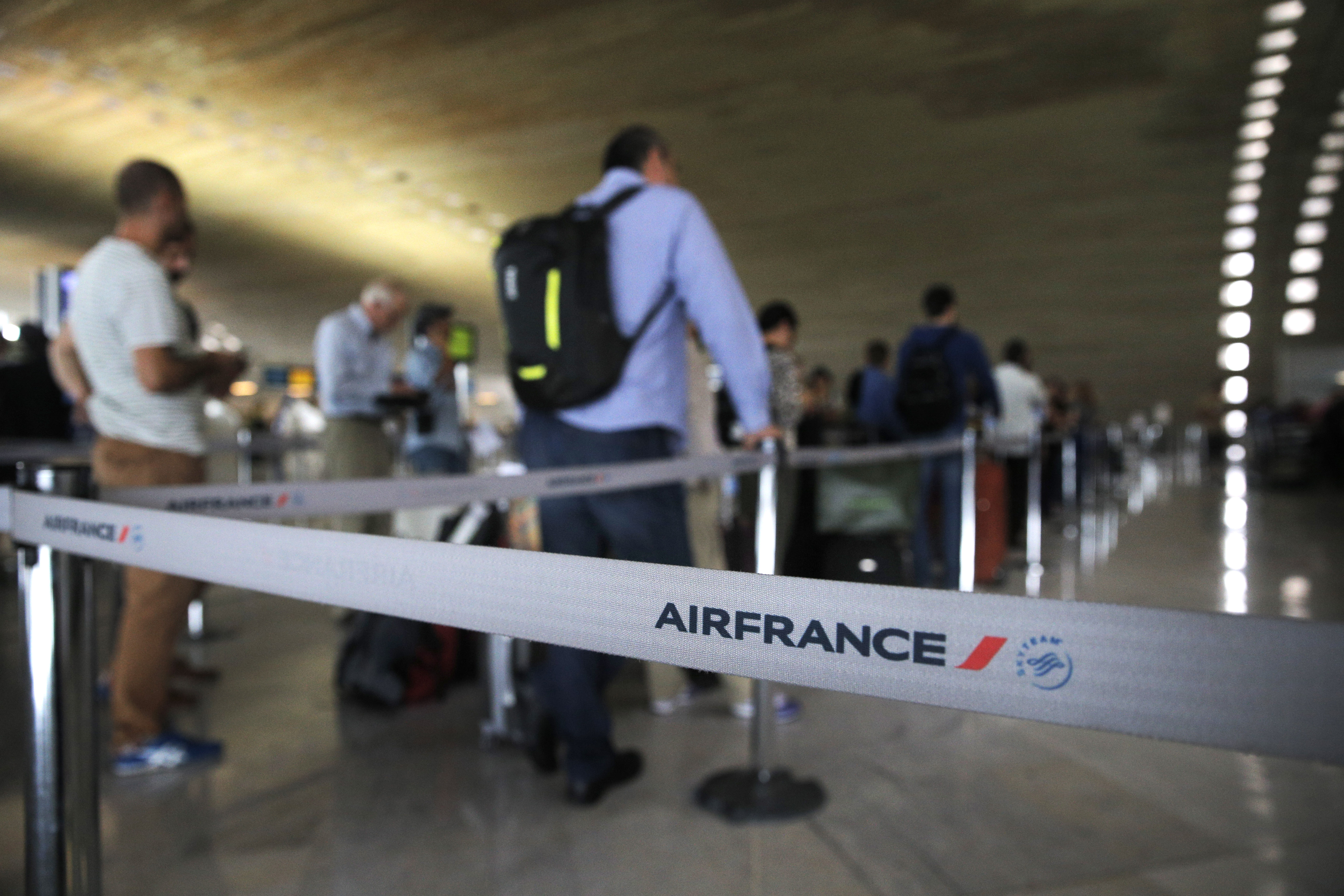 Laments, long lines amid Air France pilots' strike