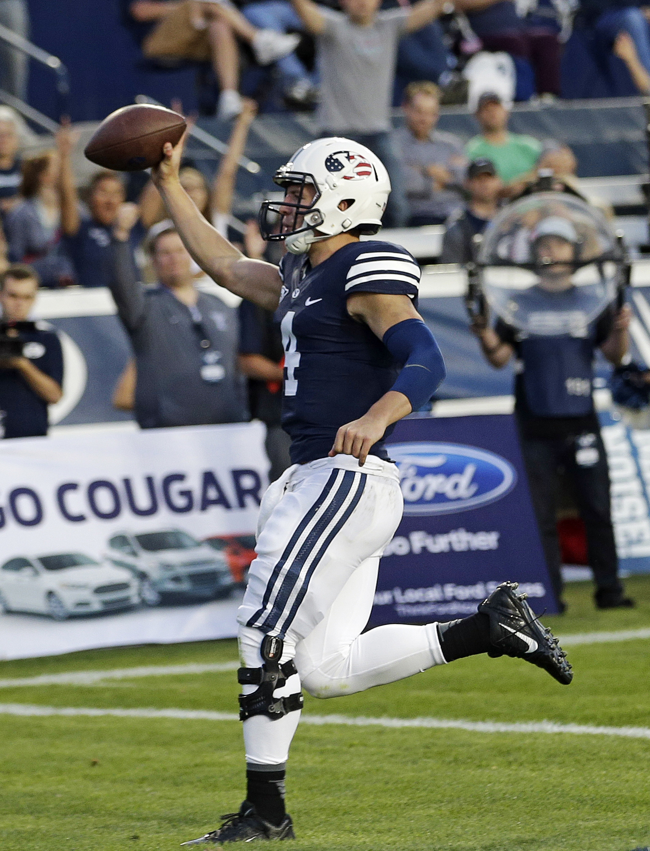Taysom Hill's play is raising BYU QB's profile