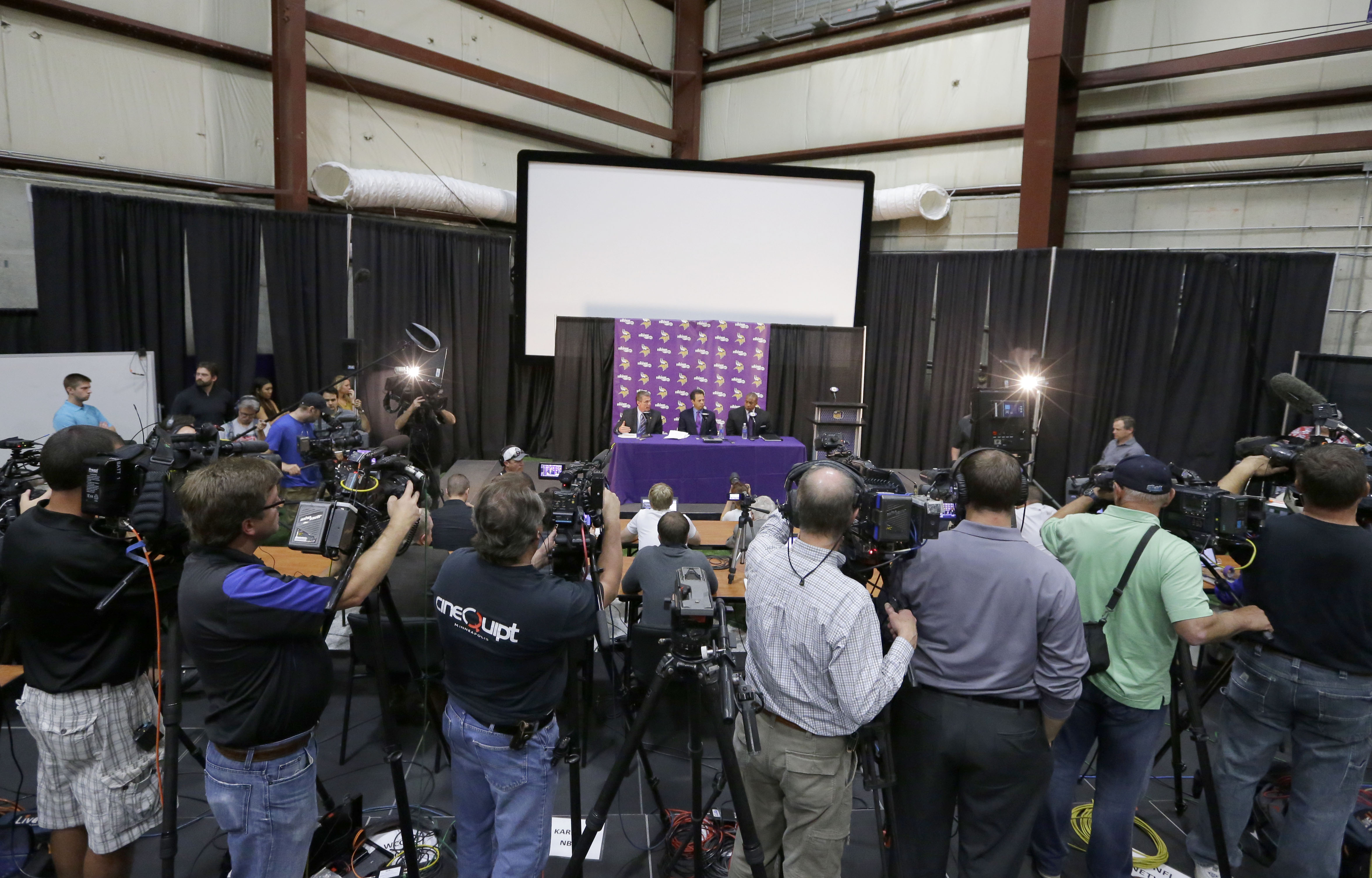 Vikings reconsider, put Peterson on paid leave