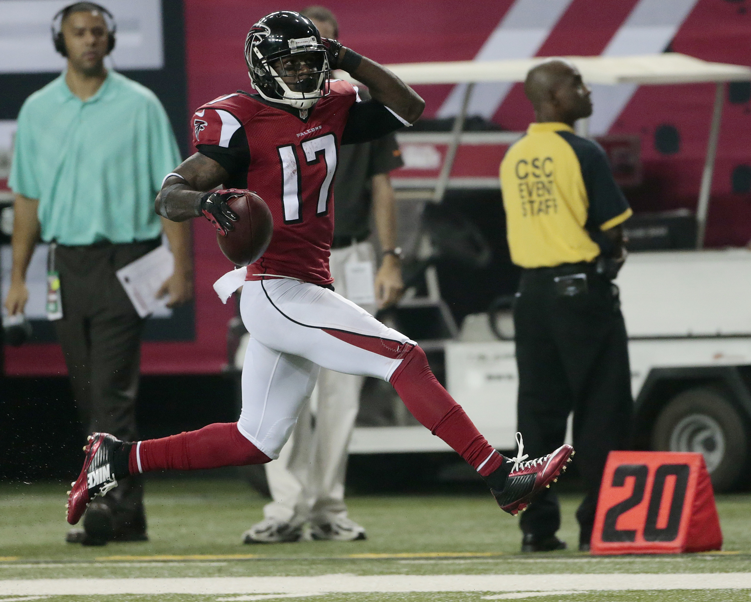 Devin Hester sets NFL record with 20th TD return