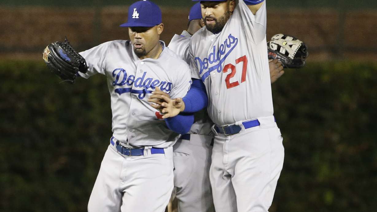 Cubs can't hold off Dodgers' comeback in 8-4 loss