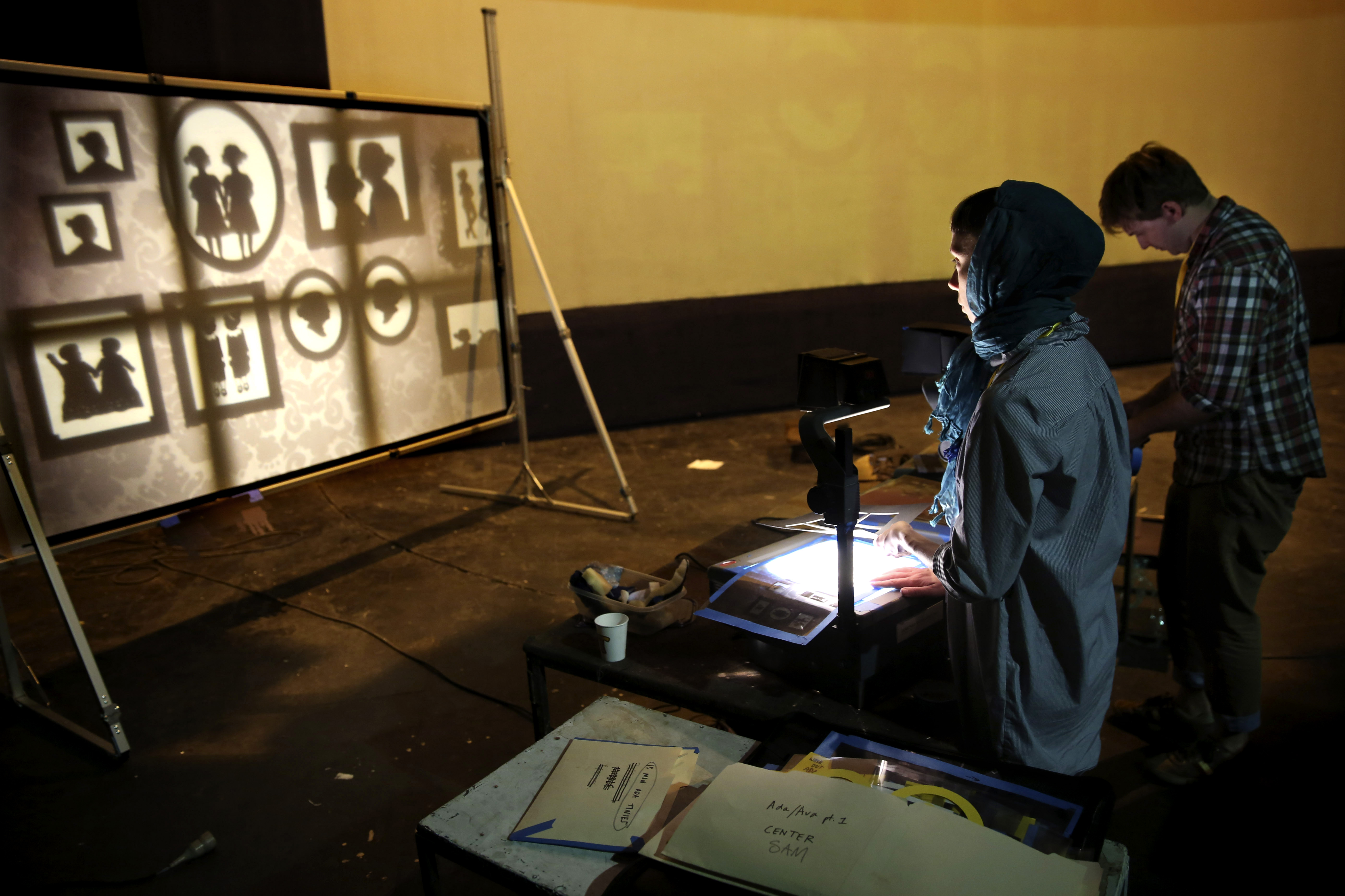 American performers get standing ovation in Iran