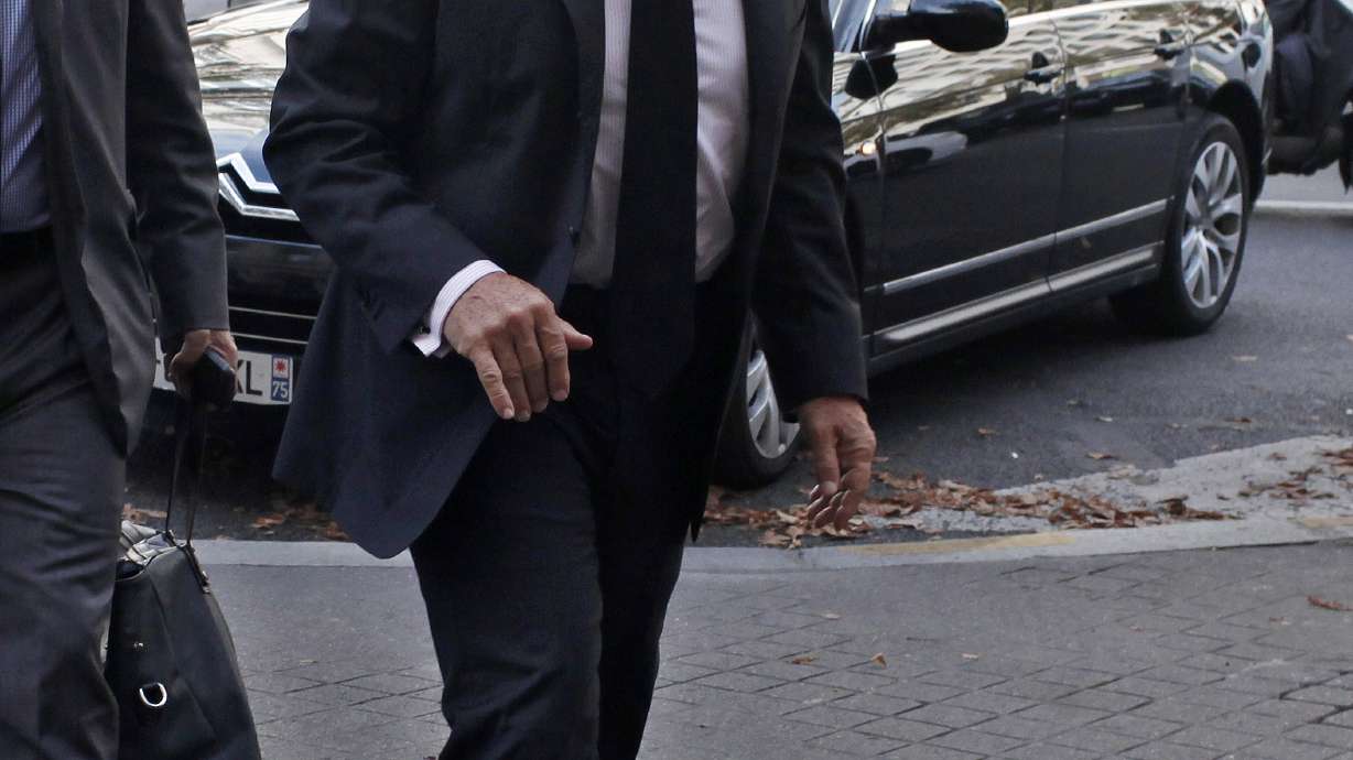 France: Sarkozy announces political comeback