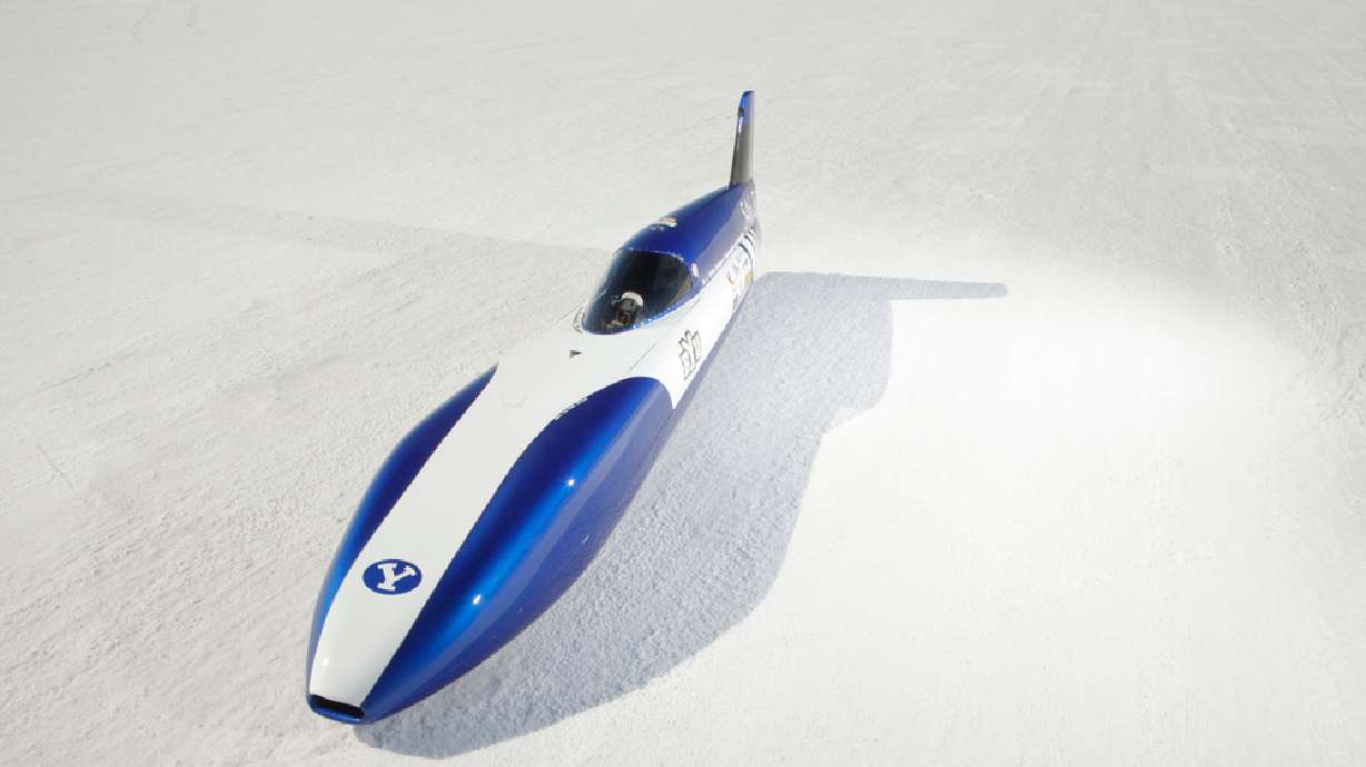 BYU electric car breaks 200 mph, beats record