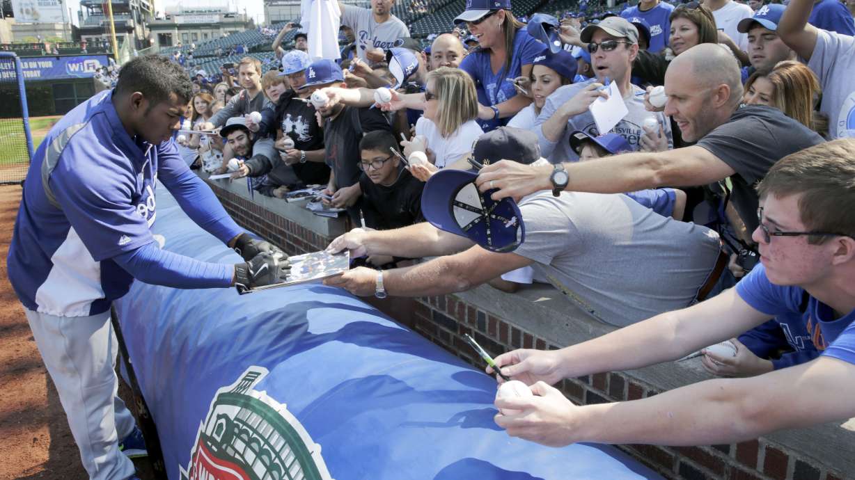 Kershaw gets 20th win as Dodgers pound Cubs 14-5