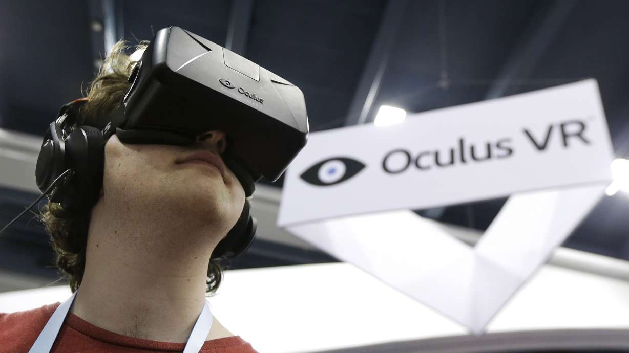 Oculus unveils new prototype VR headset