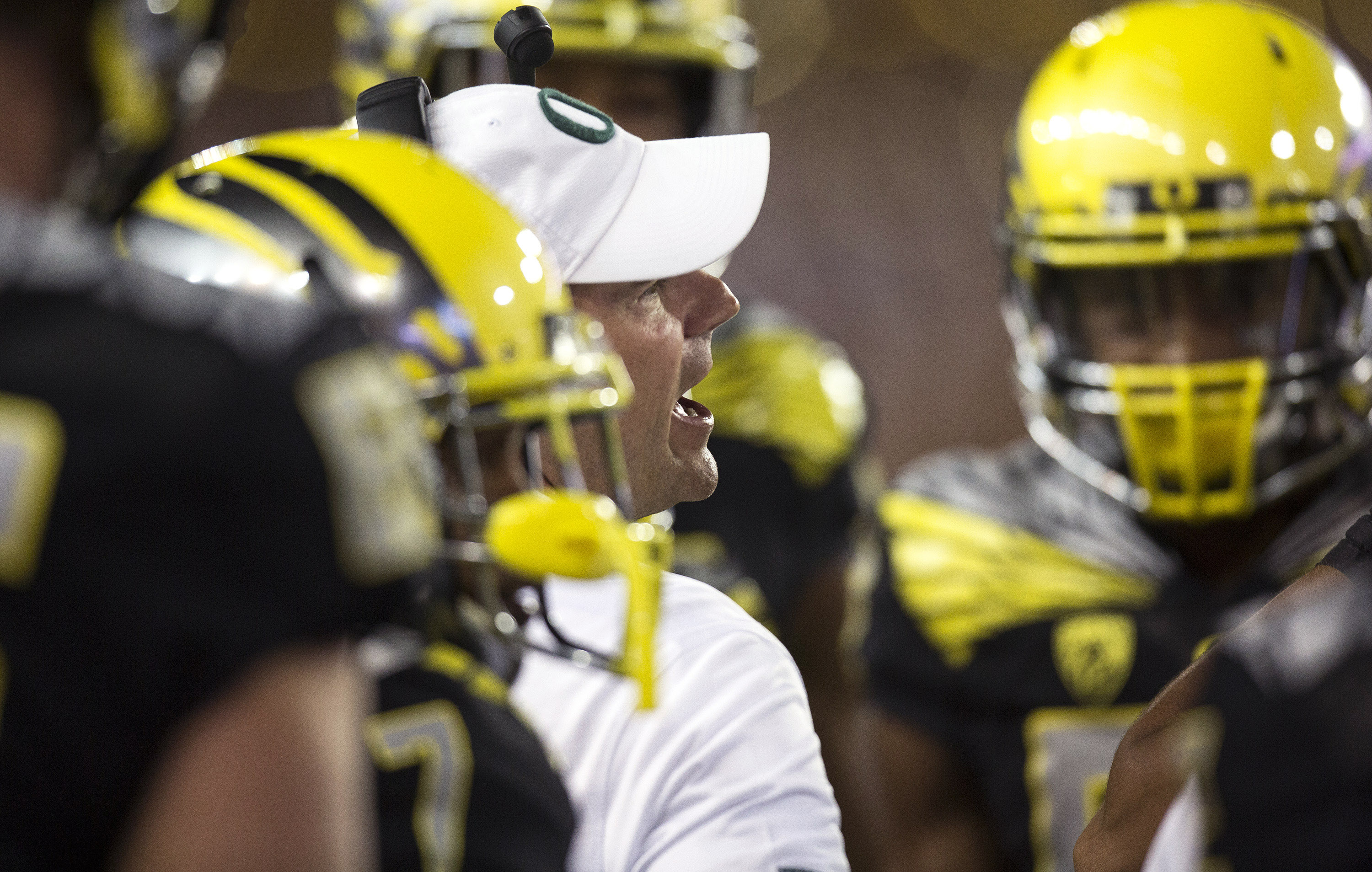 Washington State falls short against No. 2 Oregon