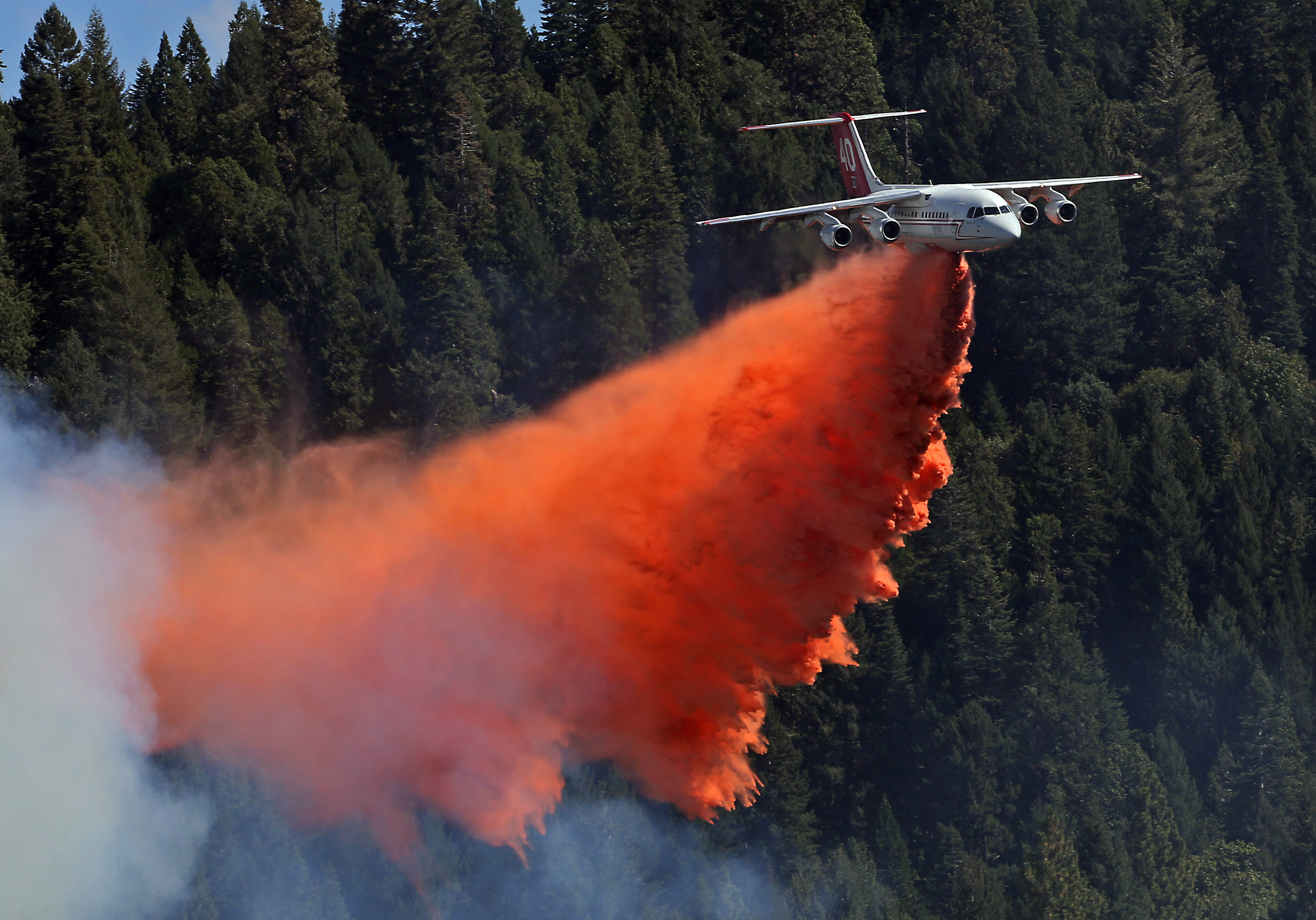 32 structures destroyed in California wildfire