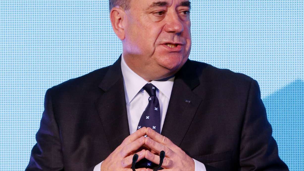 Scotland's leader: Voters 'tricked' in referendum