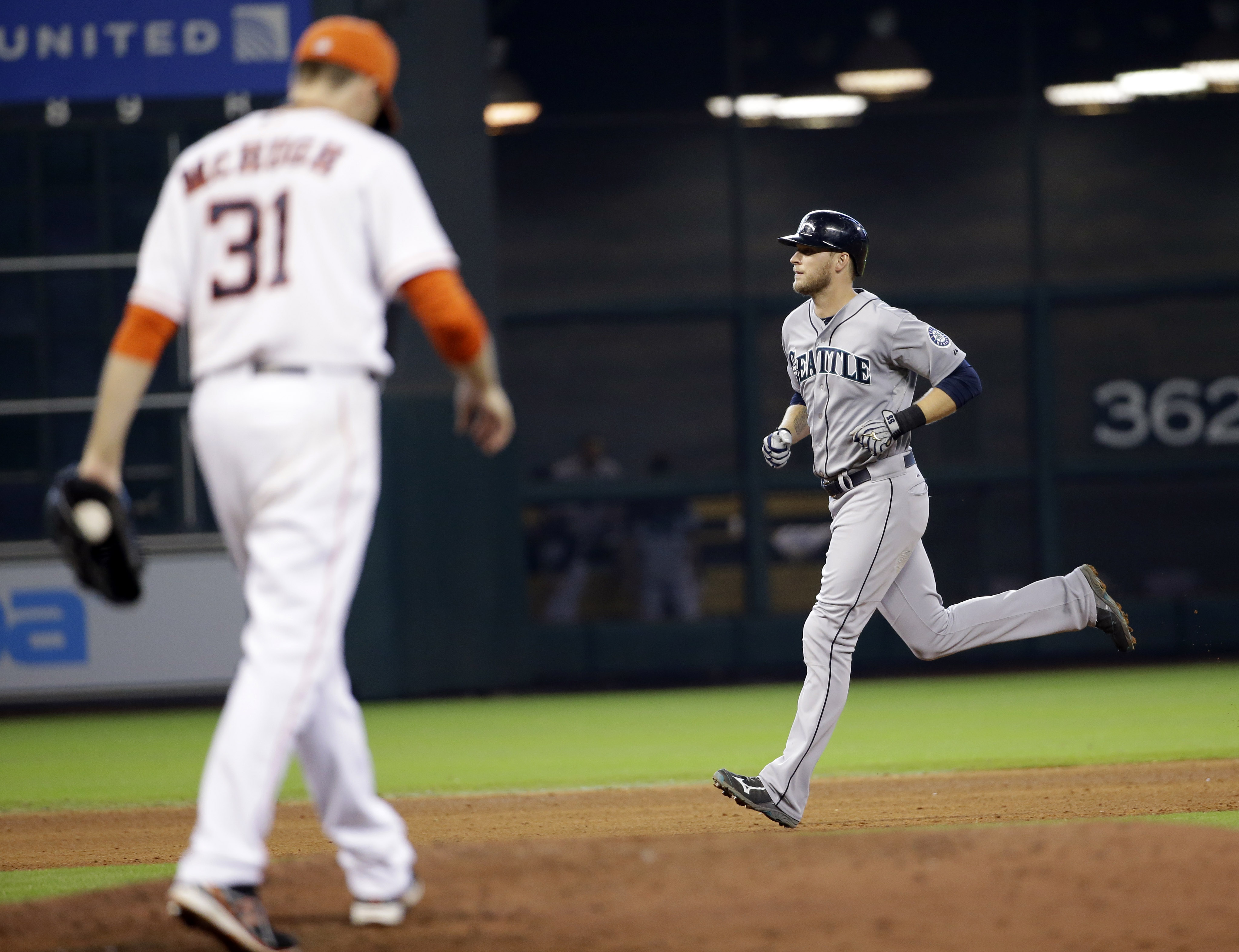 Marisnick's homer leads Astros over Seattle 8-3