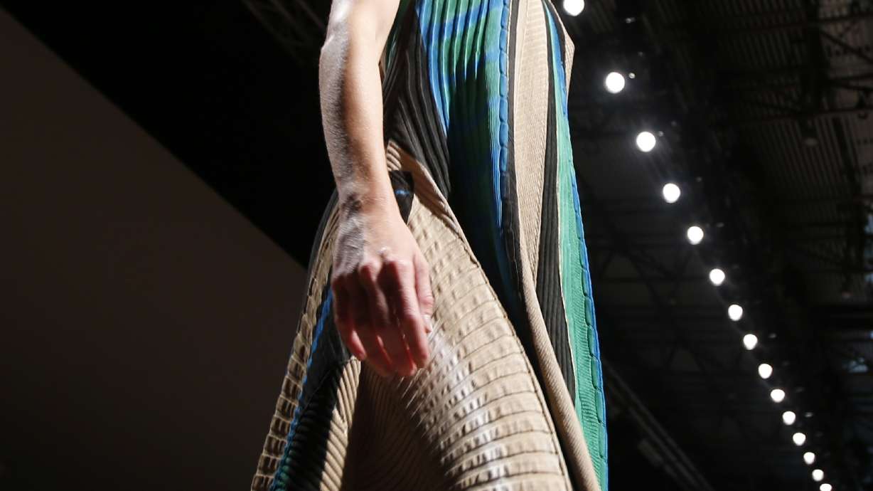 Fashion-fearless Klum takes on Milan