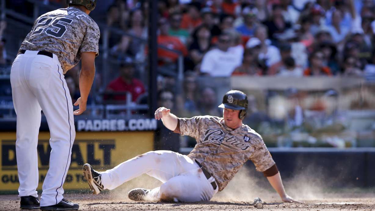 Kennedy reaches 200 Ks, leads Padres to 8-2 win