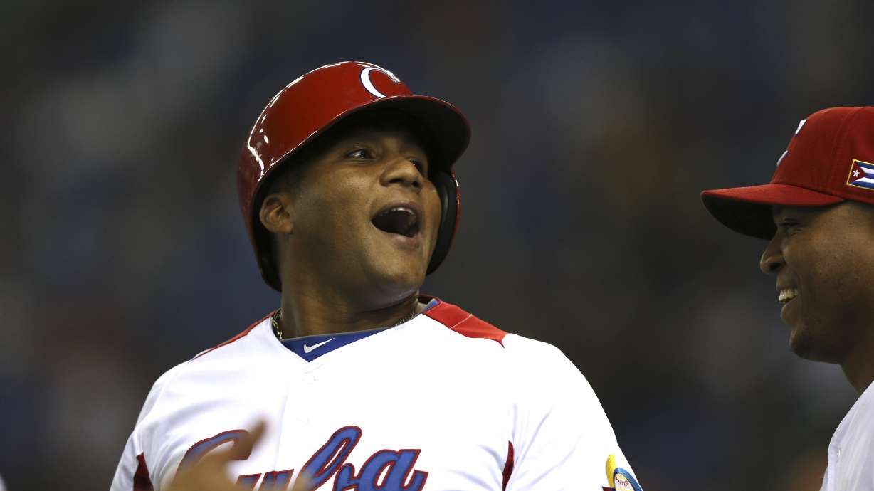 Cuban baseball opening runs into trouble