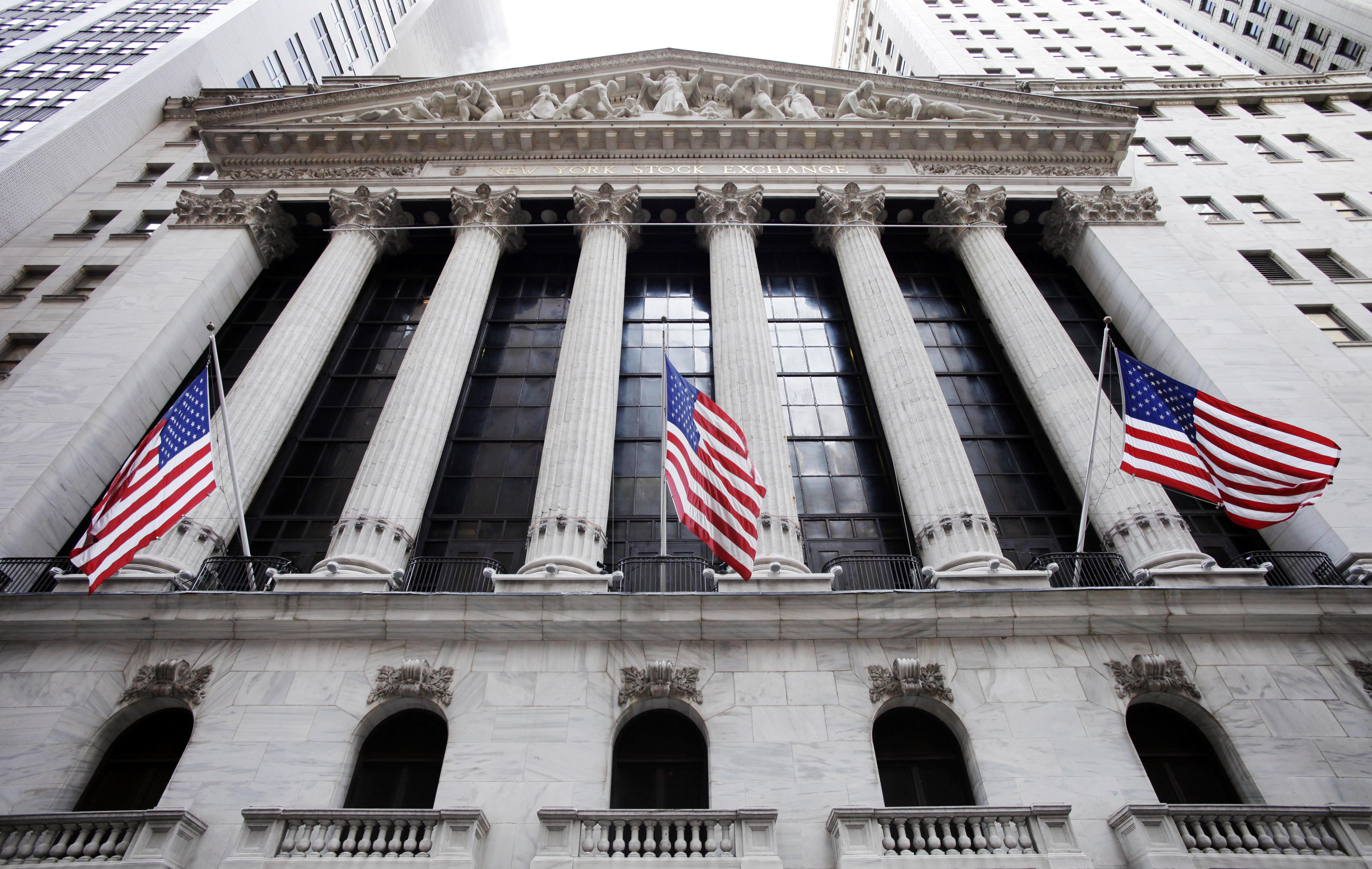 US stocks fall as China weighs on markets