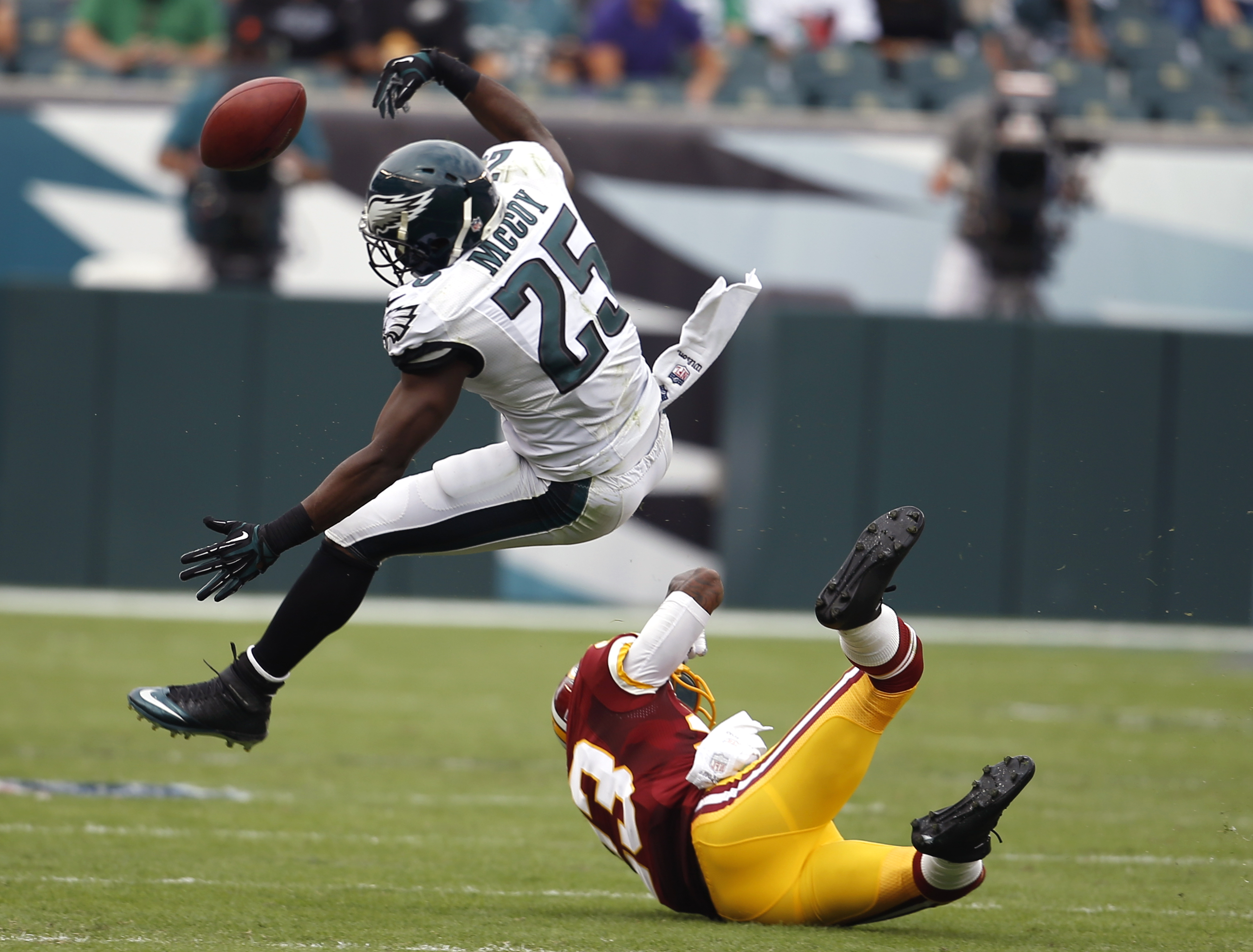 Redskins lose Hall, Ihenacho for rest of season