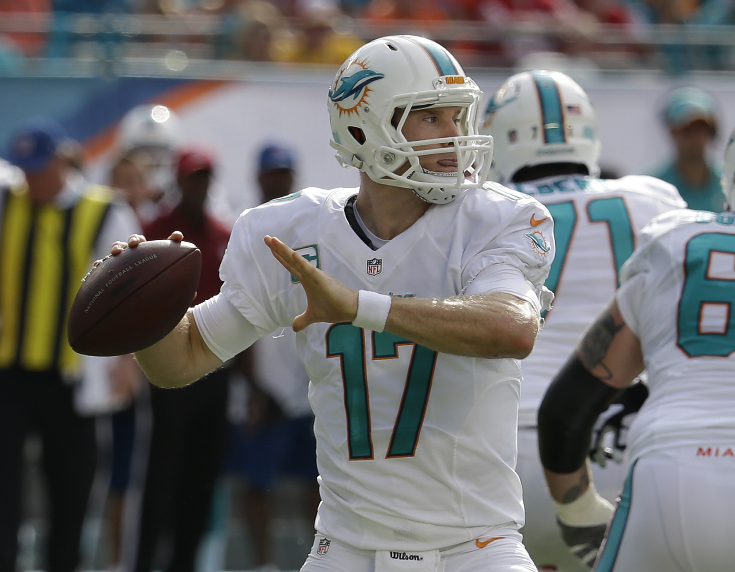 Philbin noncommittal regarding Tannehill's status