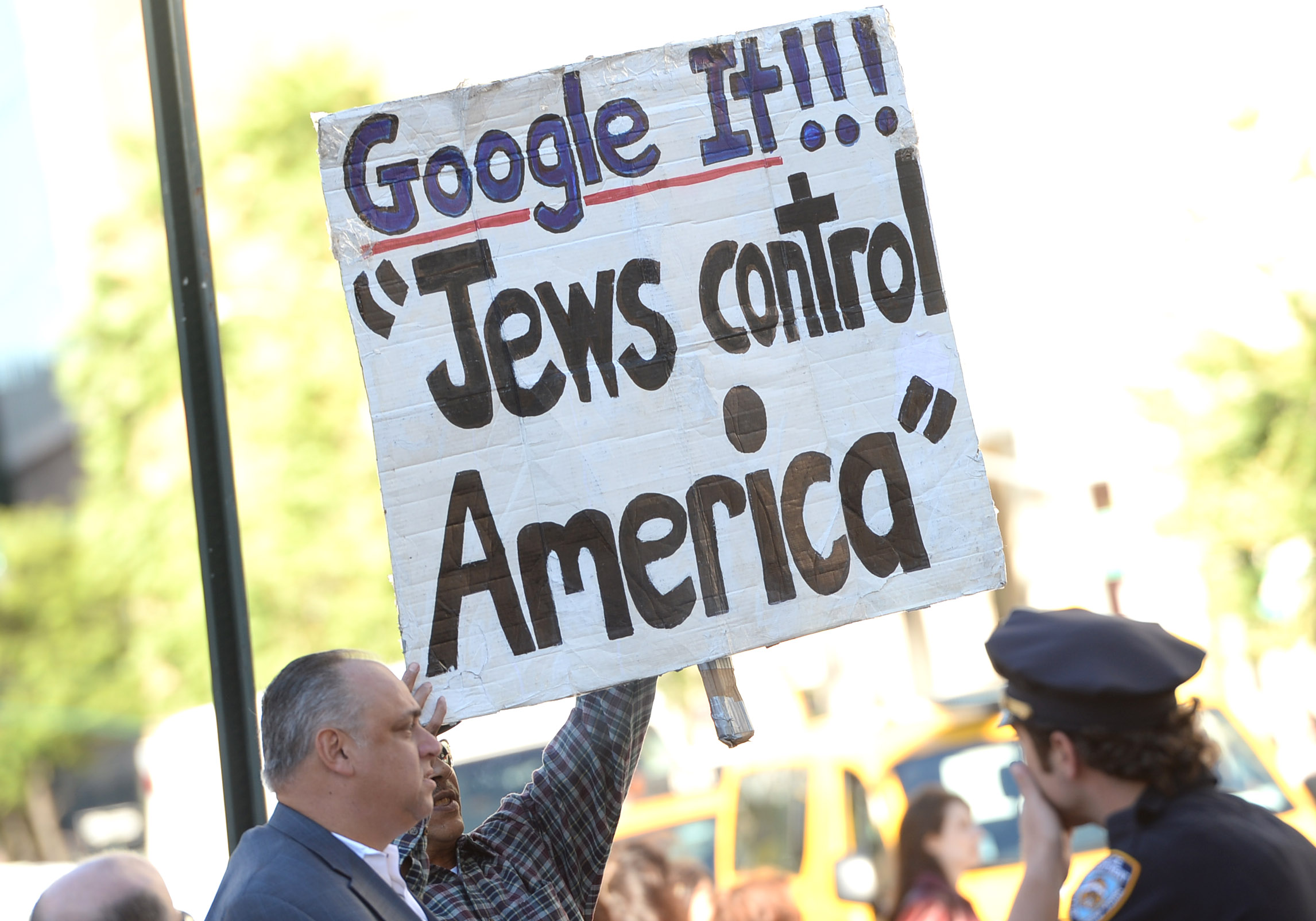 Demonstrators protest Met Opera's 'Klinghoffer'