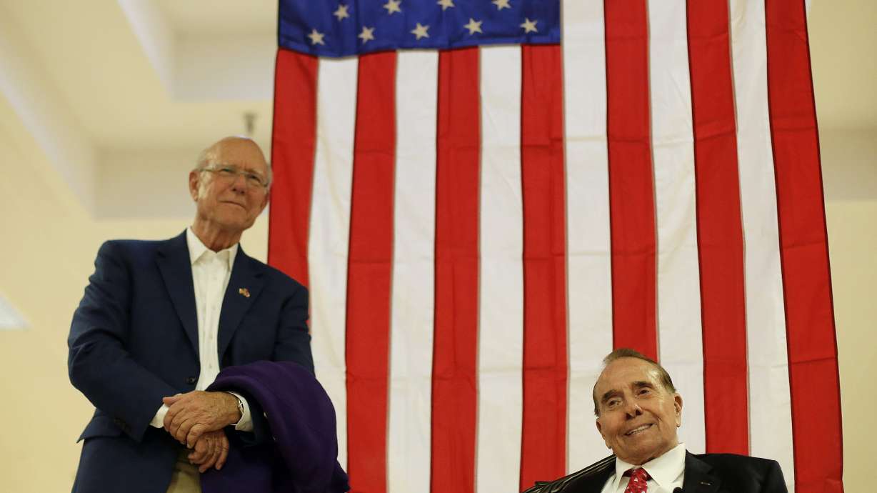 Top GOP names help Roberts in Kansas Senate race