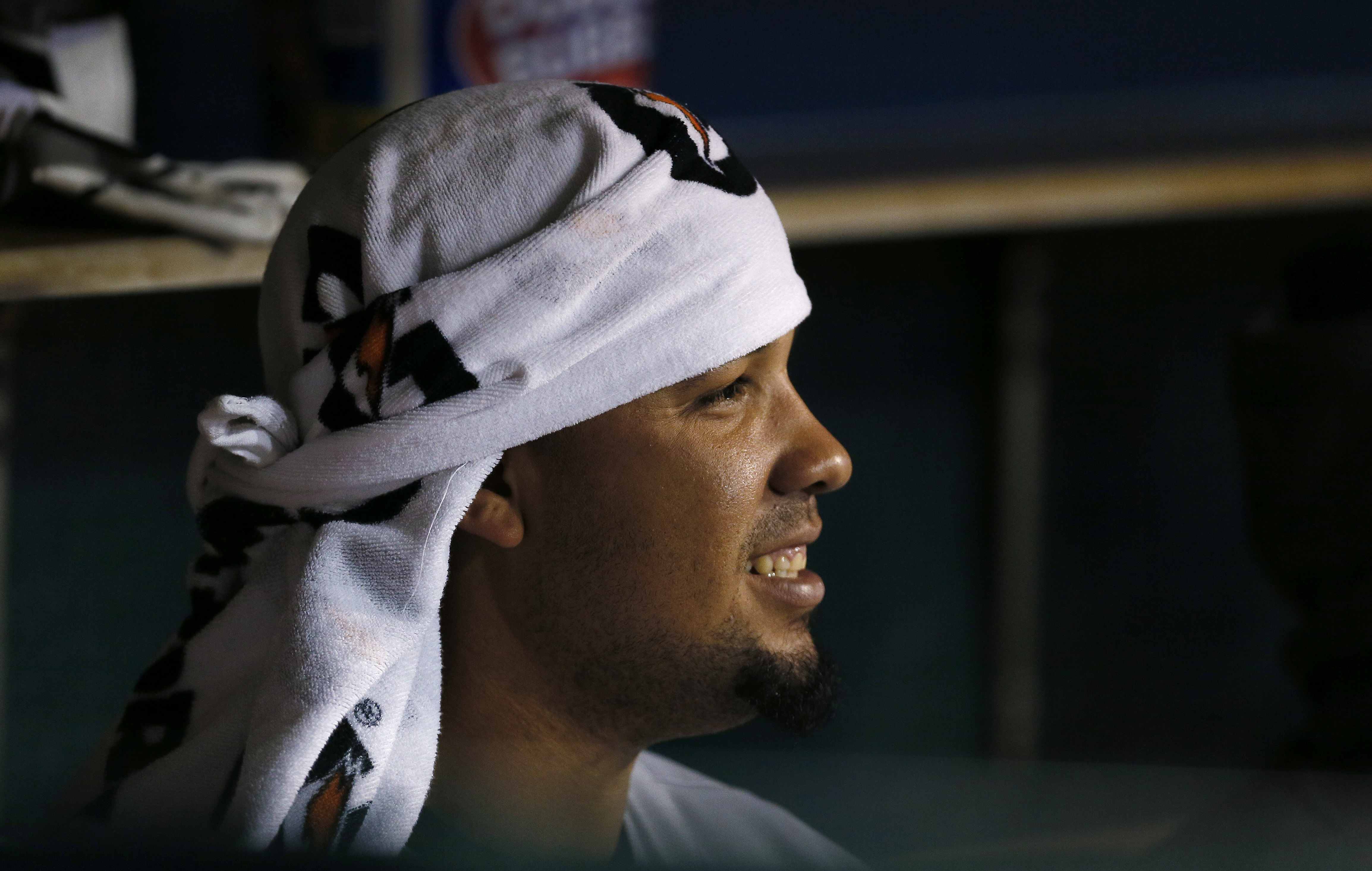 Bassitt gets 1st win as White Sox blank Tigers 2-0